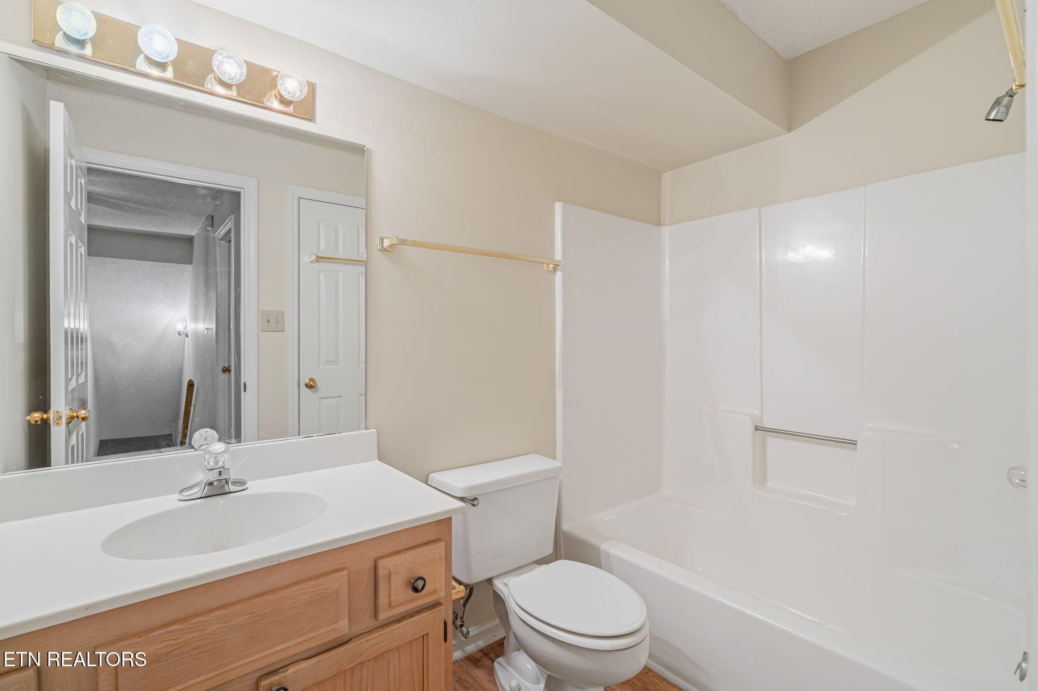 3-web-or-mls-10514 Raven Court1 - 10514 Raven Court, Knoxville, TN 37922, Knoxville