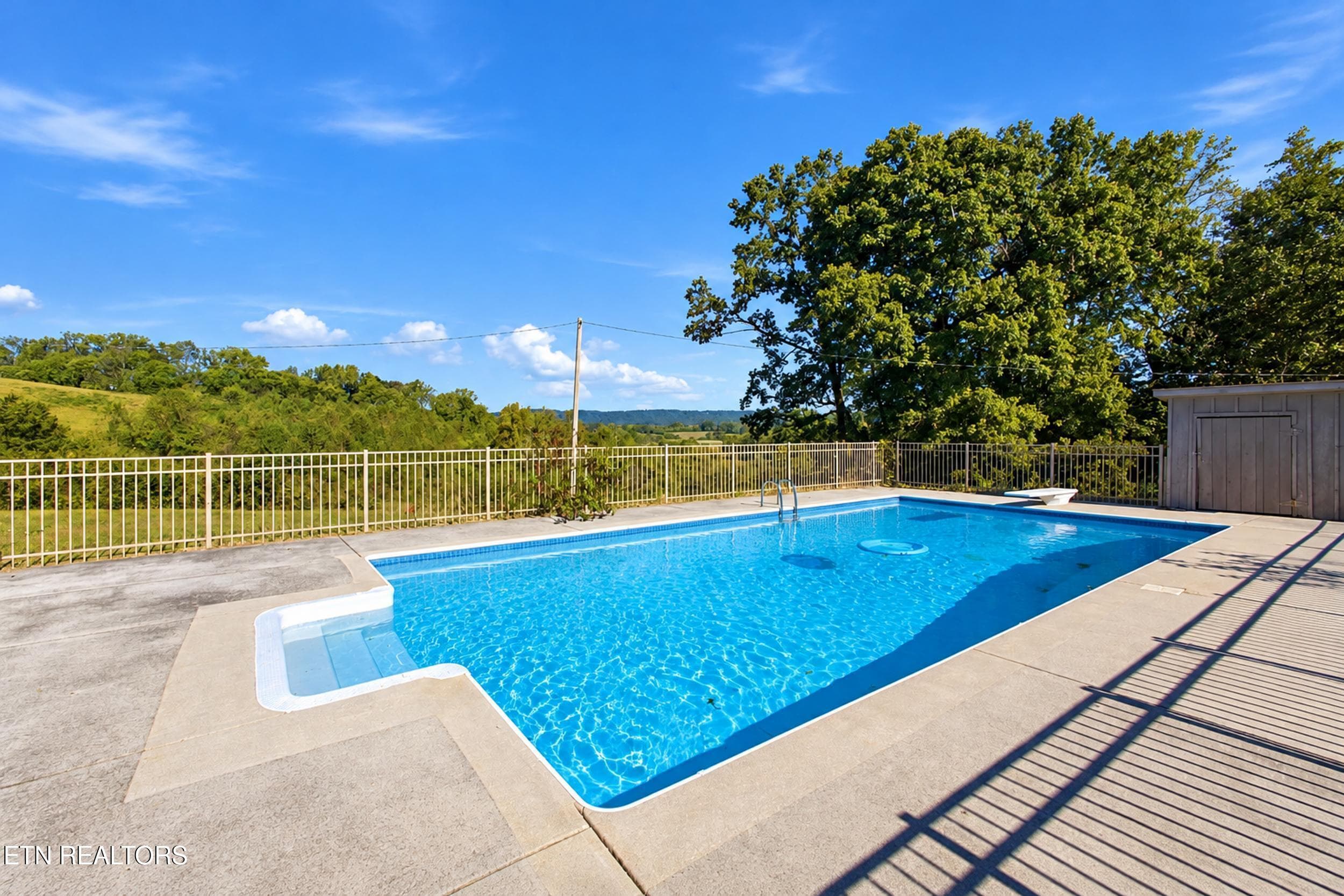 60_file-073.png - 4301 Wildwood Rd, Maryville, TN 37804, Maryville