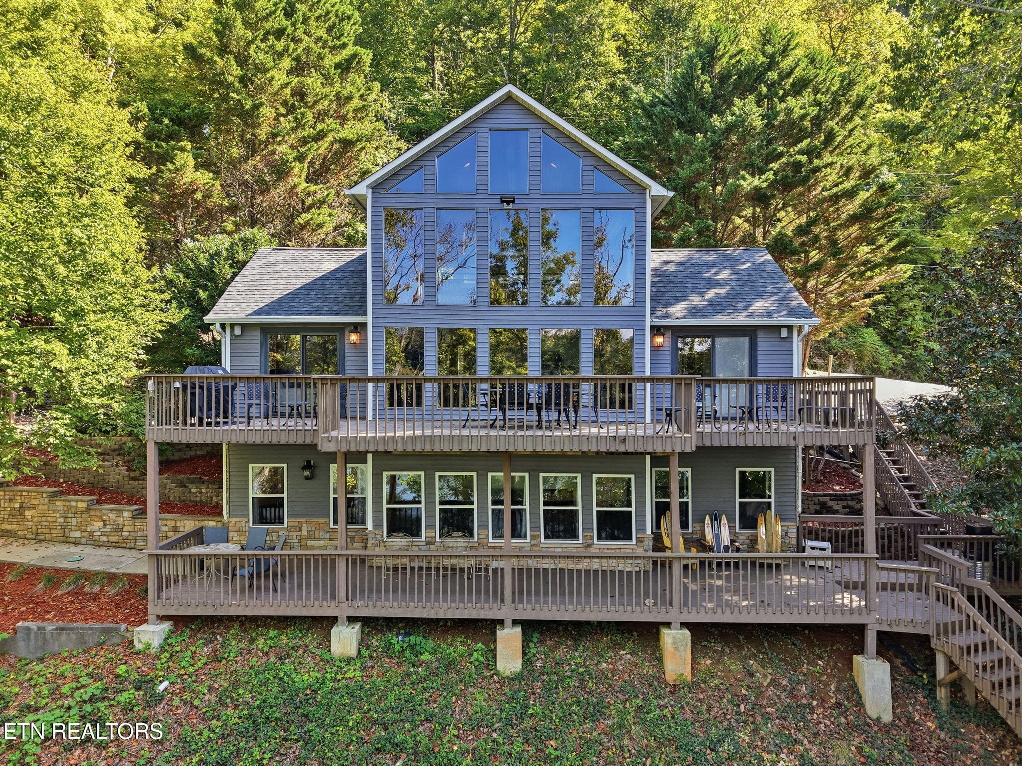 553 Hurricane Hollow Rd, Maynardville, TN 37807
