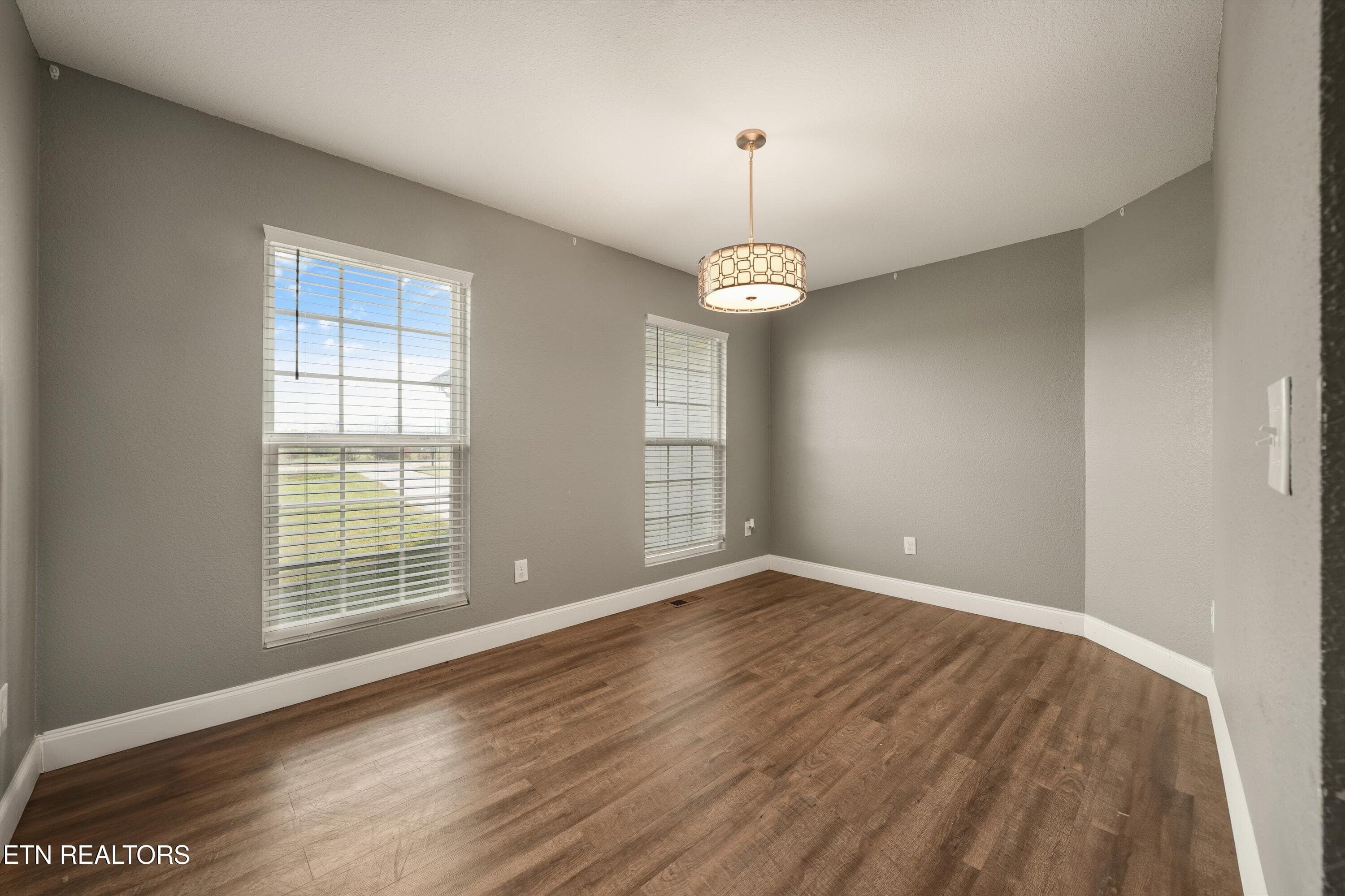 bedroom - 935 Oakland Rd, Sweetwater, TN 37874, Sweetwater