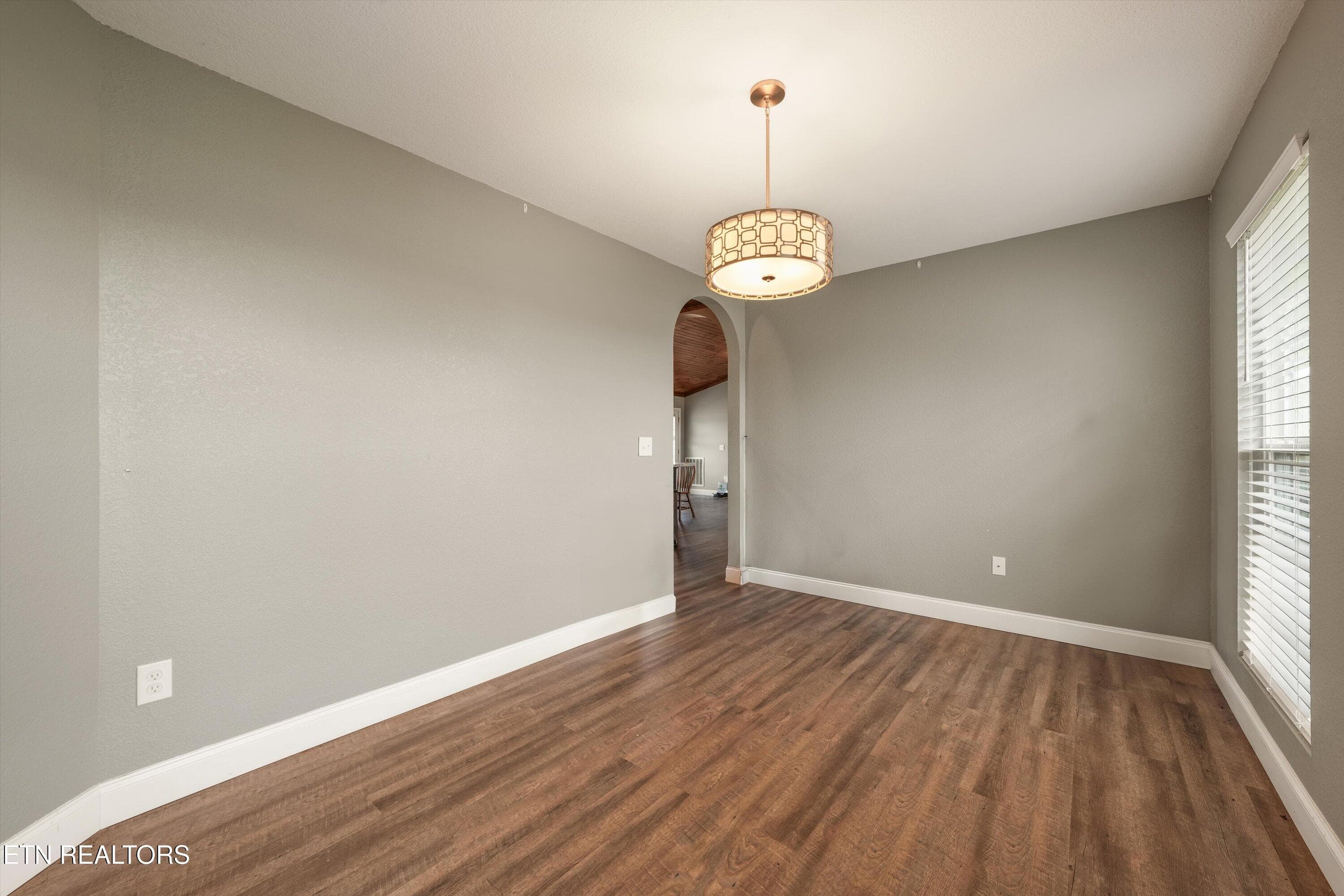 bedroom - 935 Oakland Rd, Sweetwater, TN 37874, Sweetwater
