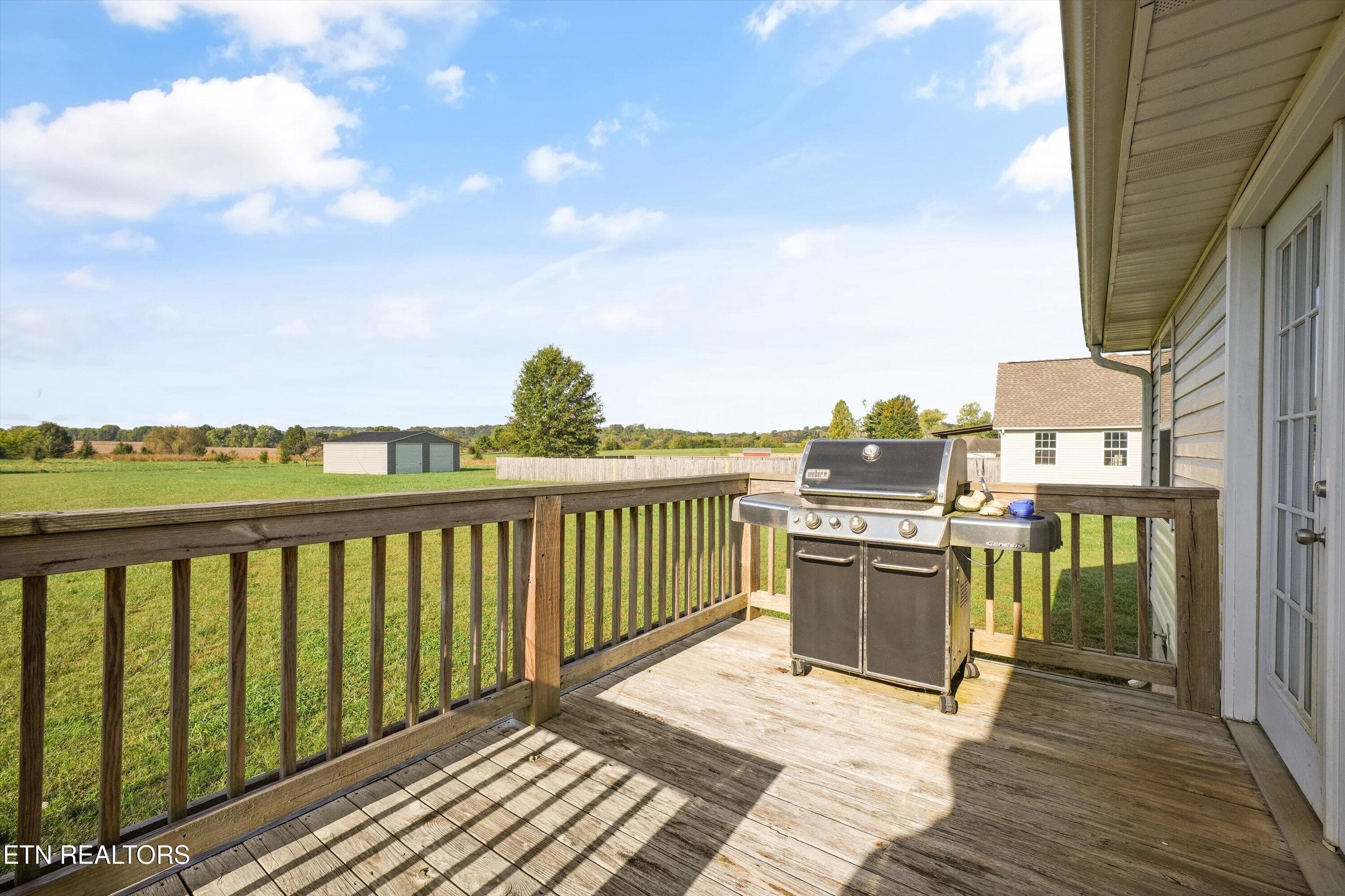 back deck - 935 Oakland Rd, Sweetwater, TN 37874, Sweetwater