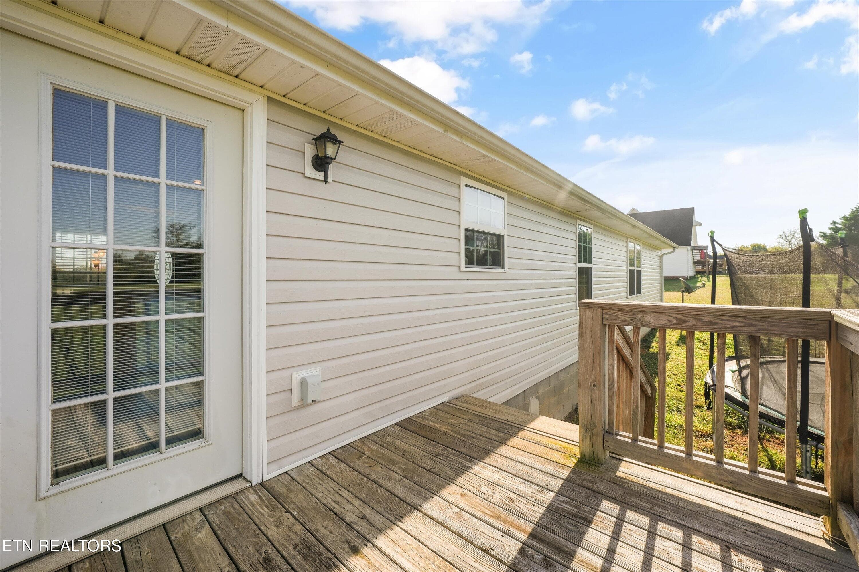 back deck - 935 Oakland Rd, Sweetwater, TN 37874, Sweetwater