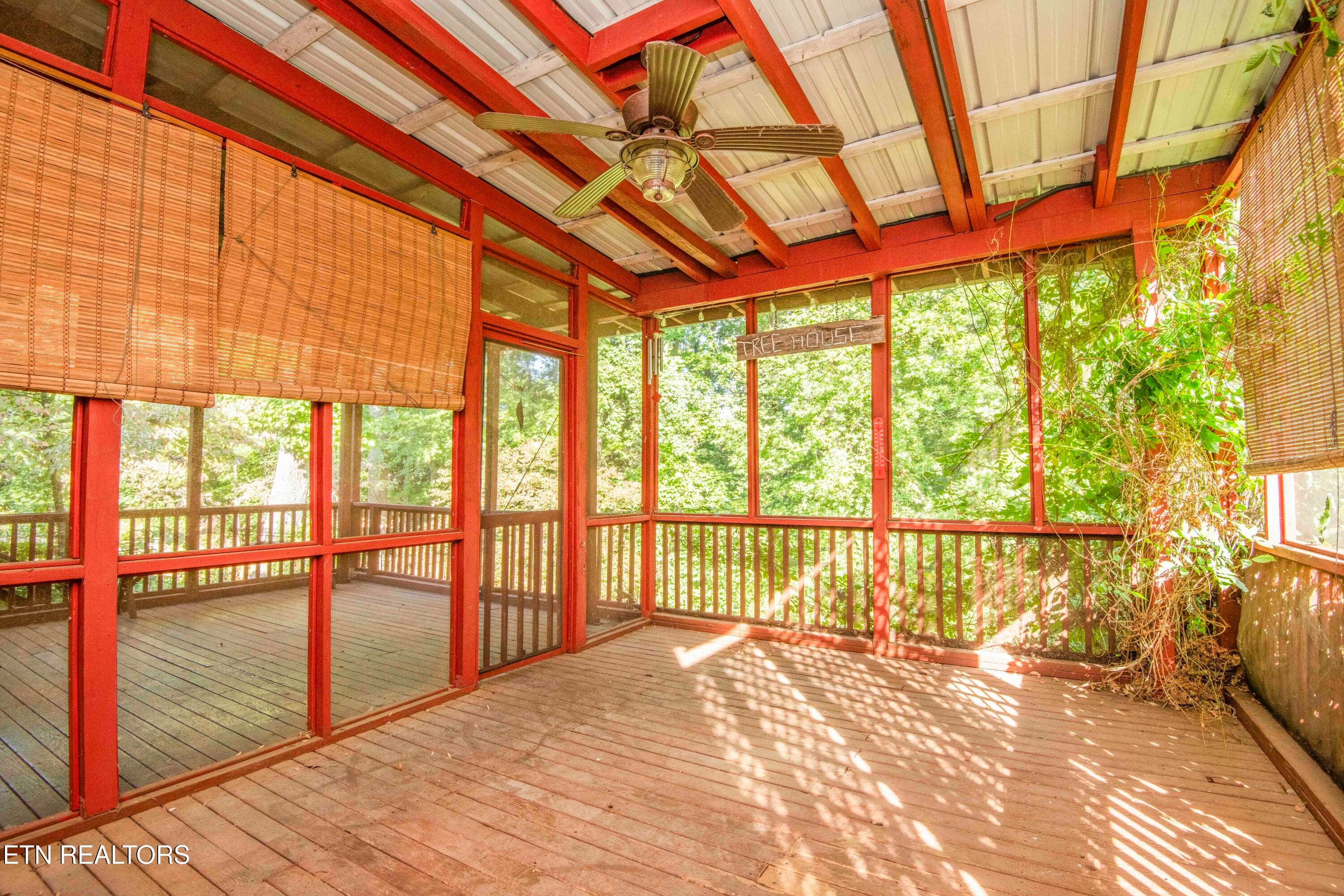 Screen Porch - 7705 Twining Drive, Knoxville, TN 37919, Knoxville