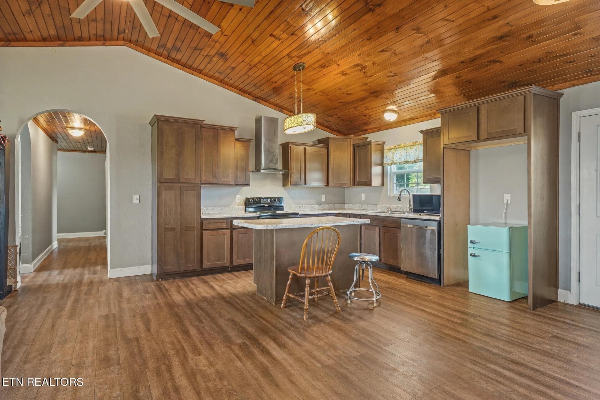 kitchen 3 - 935 Oakland Rd, Sweetwater, TN 37874, Sweetwater