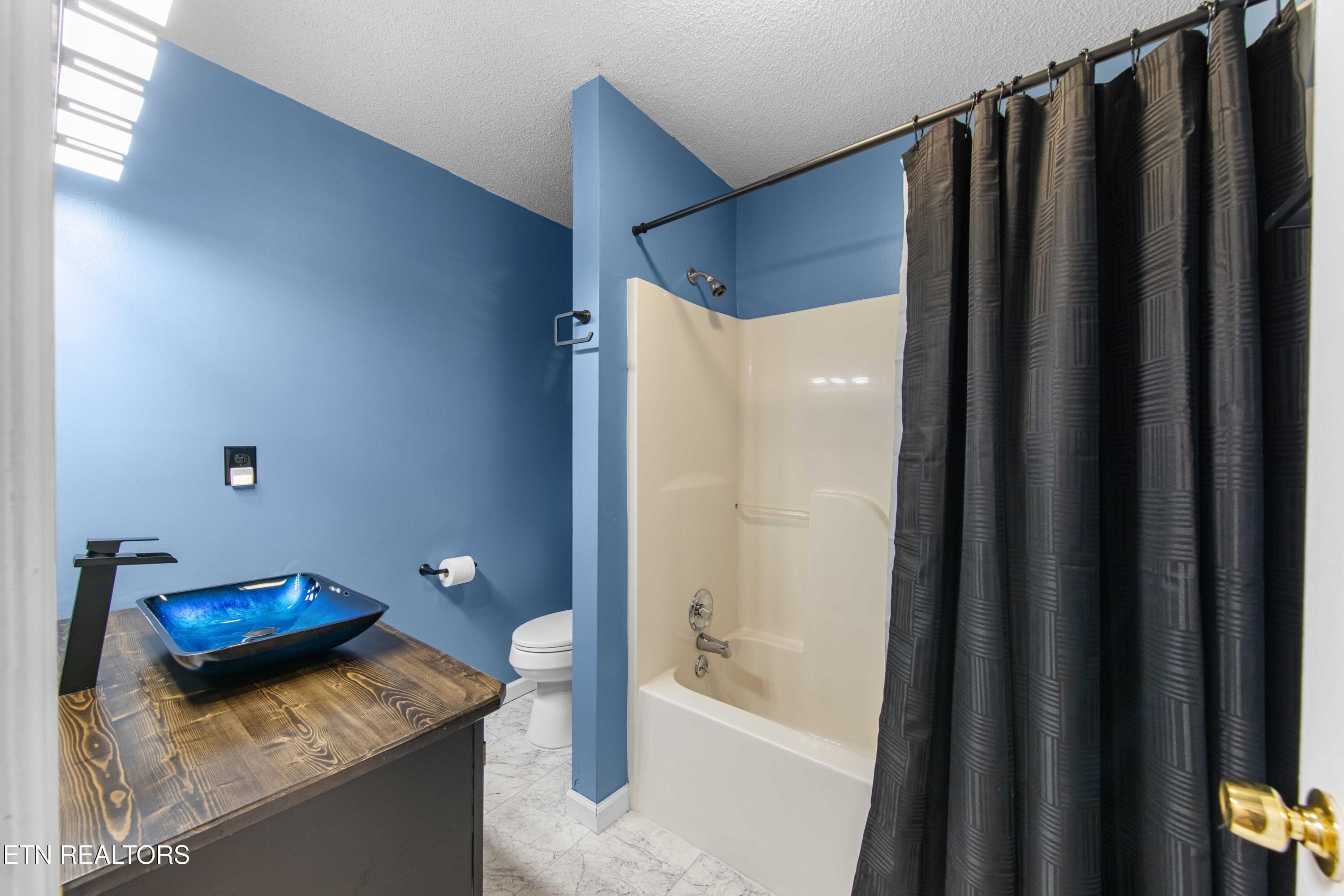 030A7823 - 168 Pack St, Jacksboro, TN 37757