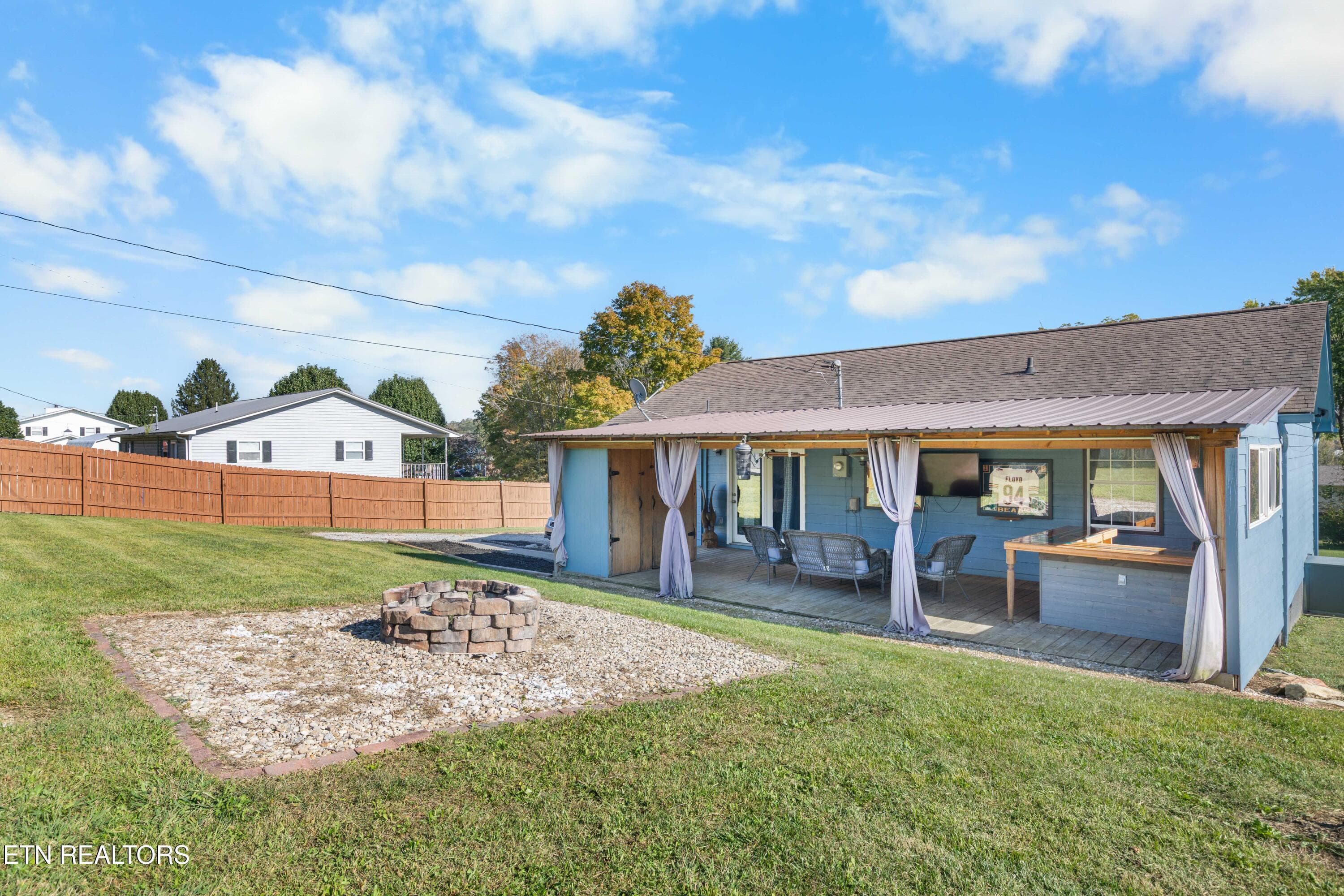 030A8010 - 168 Pack St, Jacksboro, TN 37757
