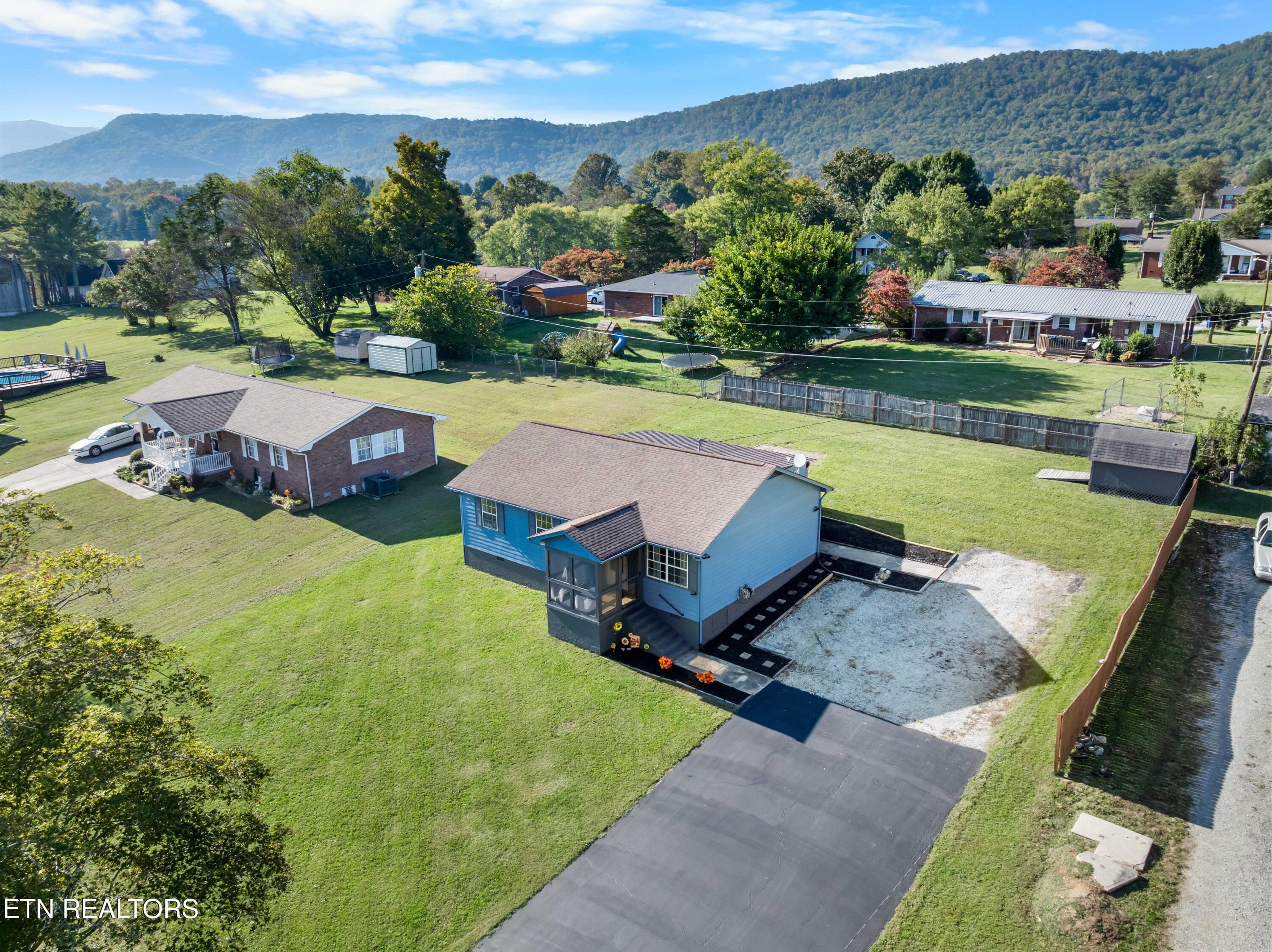 DJI_0479 - 168 Pack St, Jacksboro, TN 37757