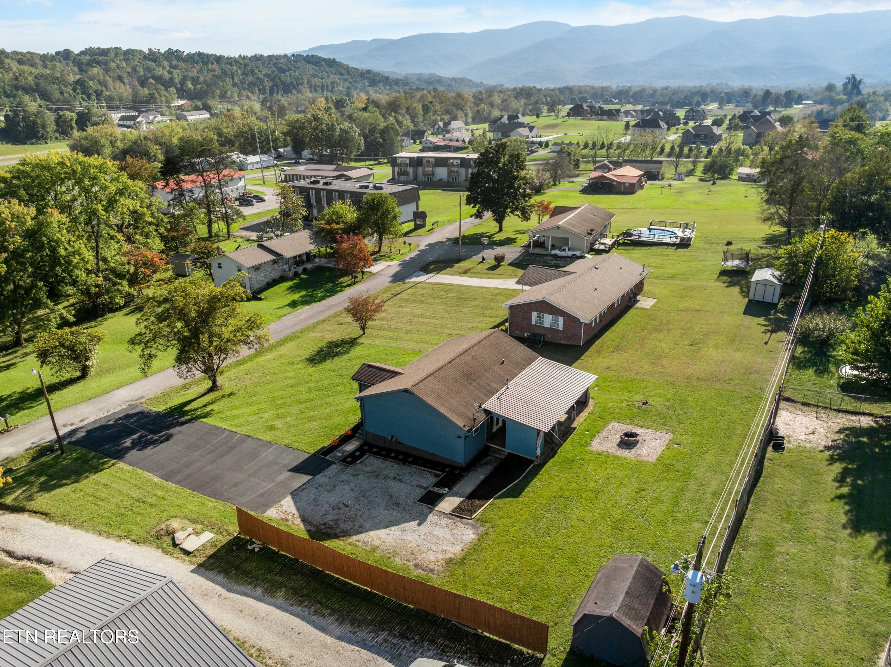 DJI_0487 - 168 Pack St, Jacksboro, TN 37757