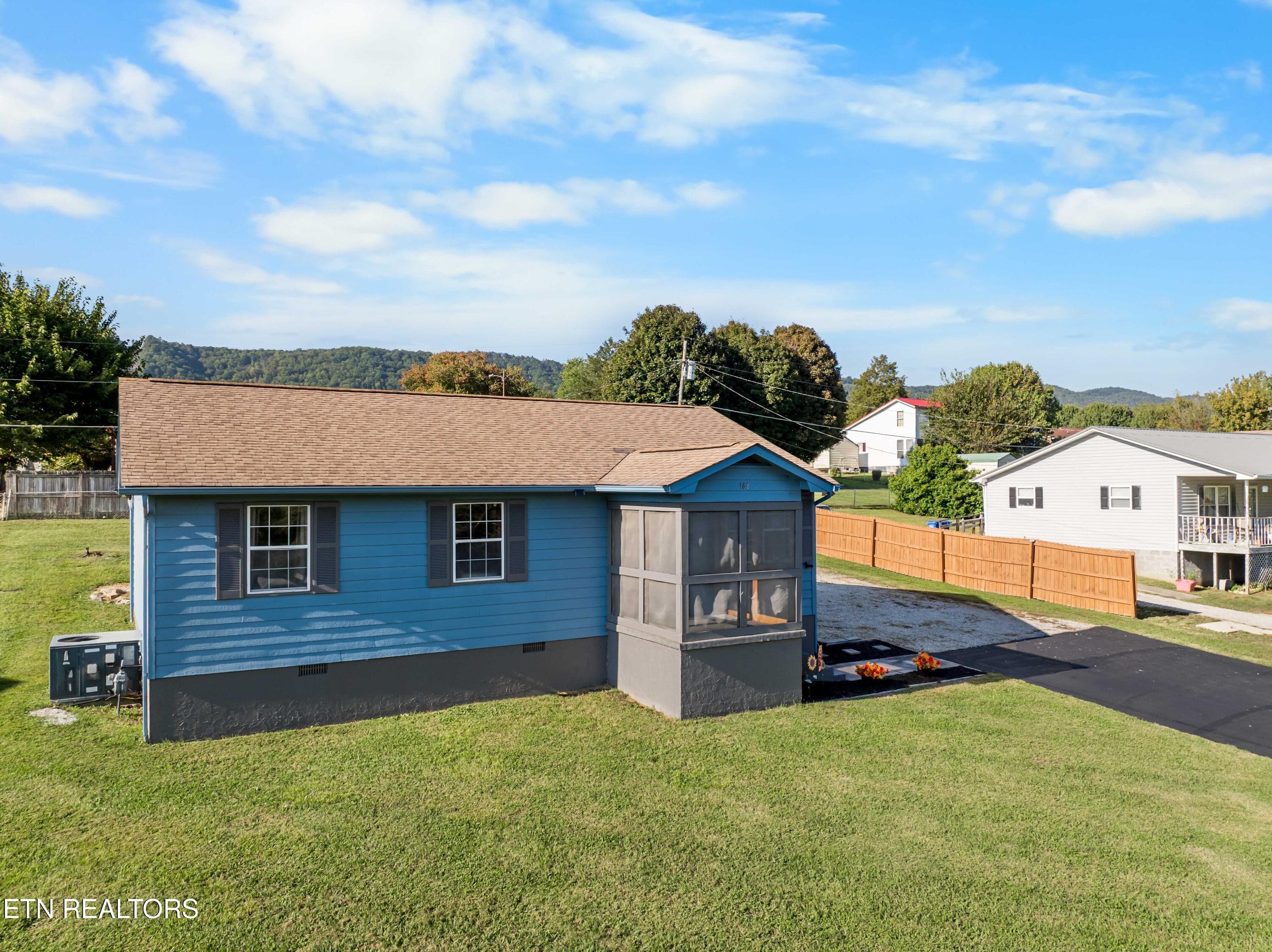 DJI_0519 - 168 Pack St, Jacksboro, TN 37757