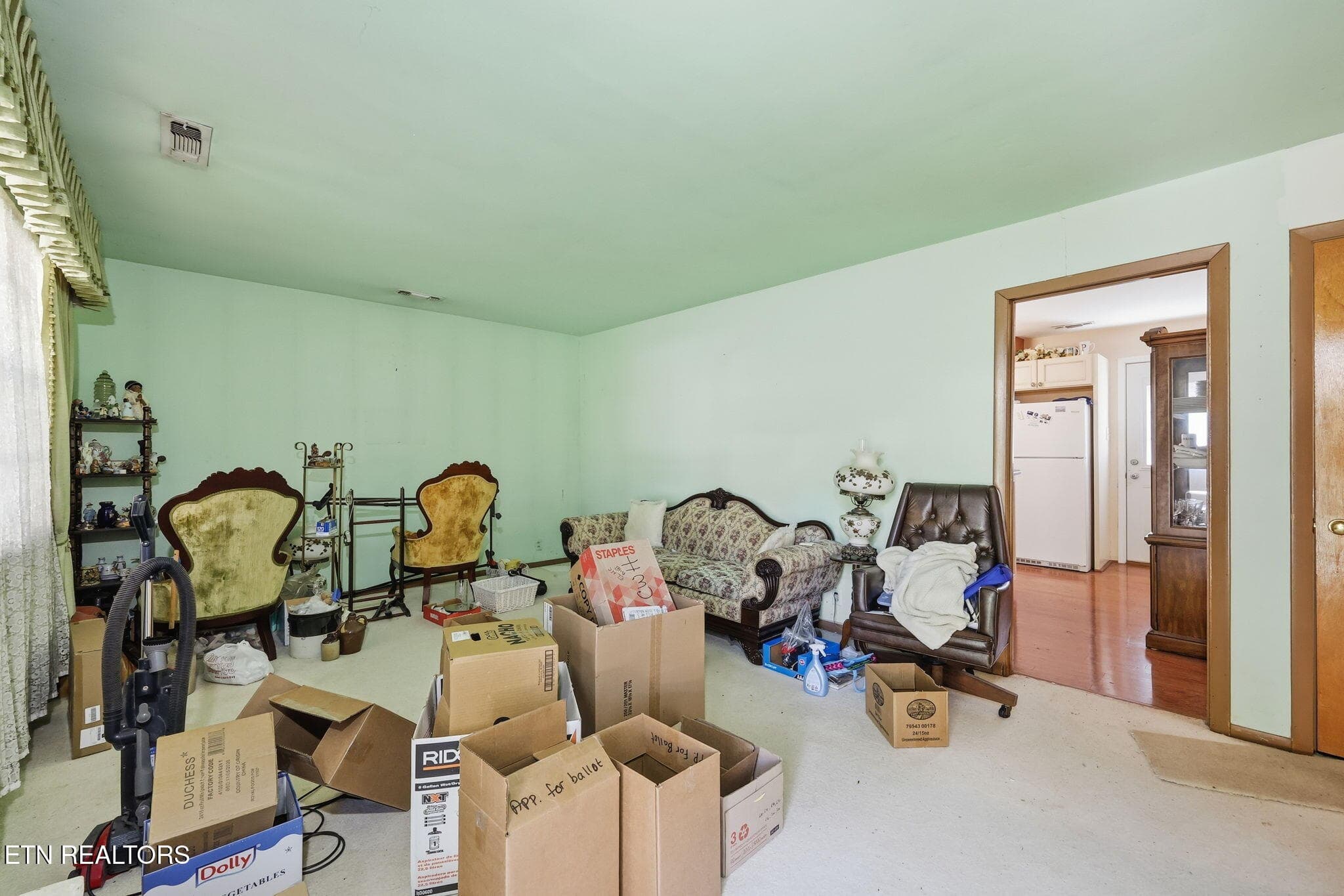 3-web-or-mls-003_4704Maplehill - 4704 Maplehill Rd, Knoxville, TN 37914, Knoxville