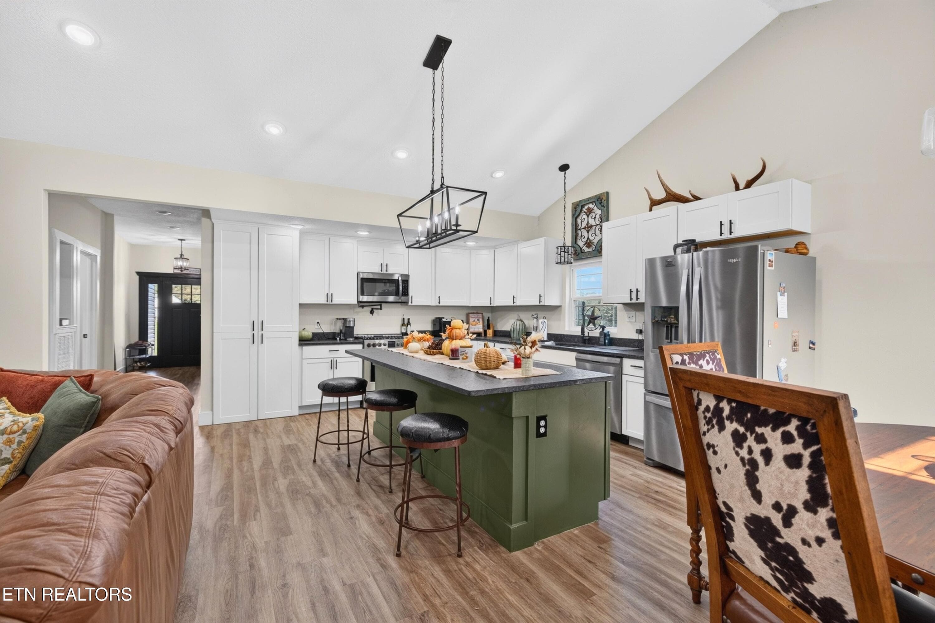 010-1518BroadRiverLane-Sevierville-TN-37 - 1518 Broad River Lane, Sevierville, TN 37876