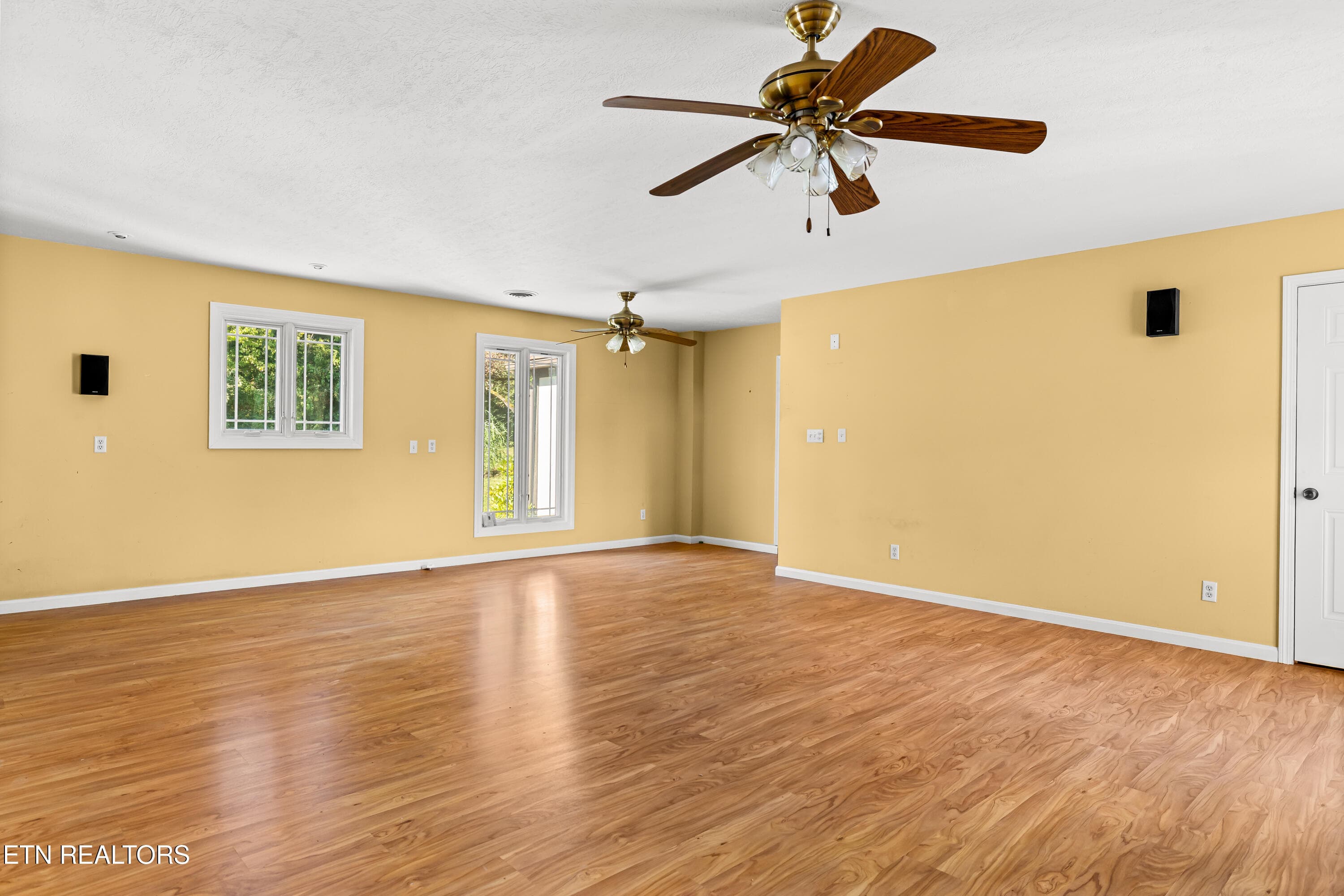 6054PleasantRunLn-2 - 6054 Pleasant Run Lane, Knoxville, TN 37918, Knoxville