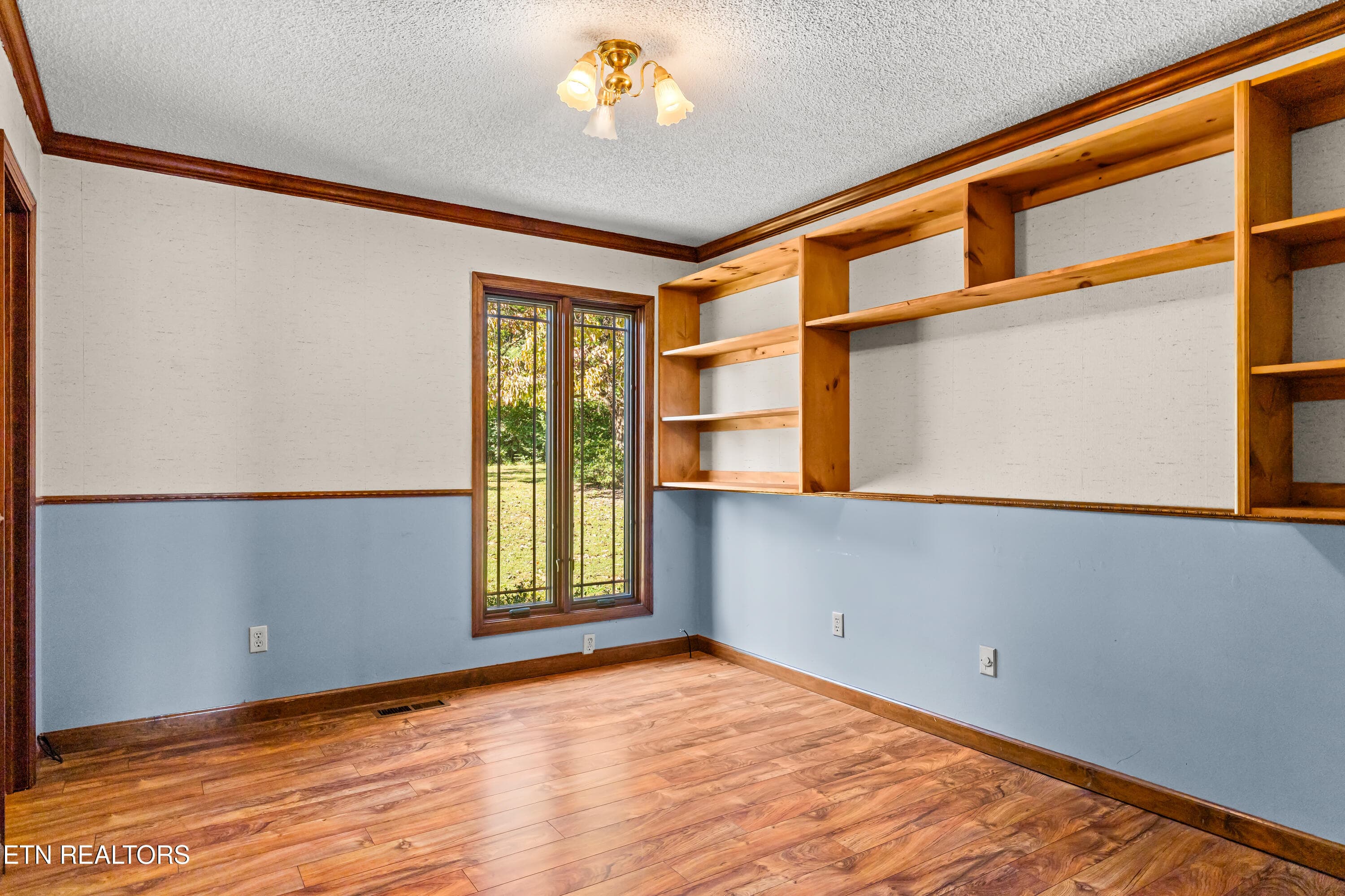 6054PleasantRunLn-9 - 6054 Pleasant Run Lane, Knoxville, TN 37918, Knoxville
