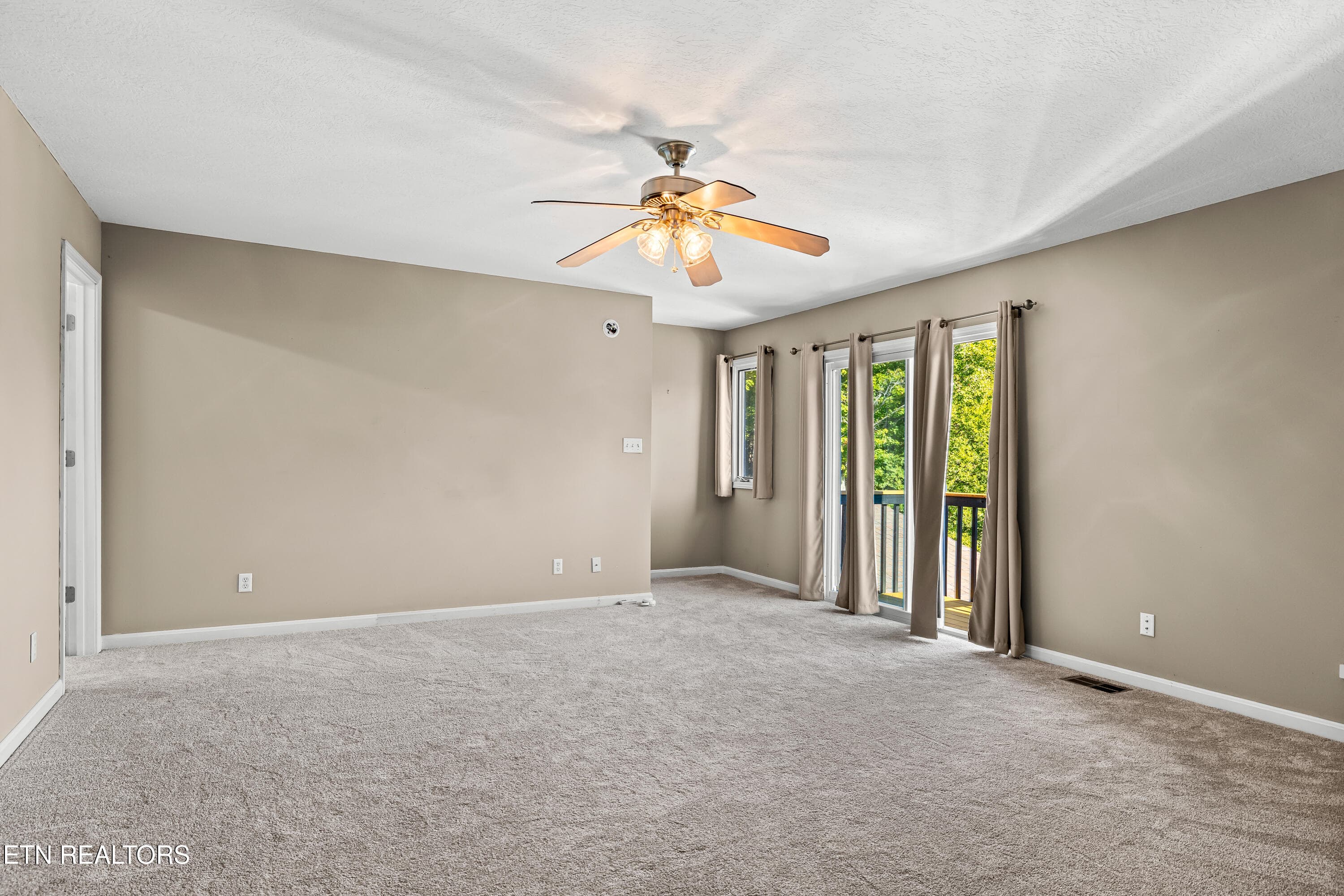 6054PleasantRunLn-36 - 6054 Pleasant Run Lane, Knoxville, TN 37918, Knoxville