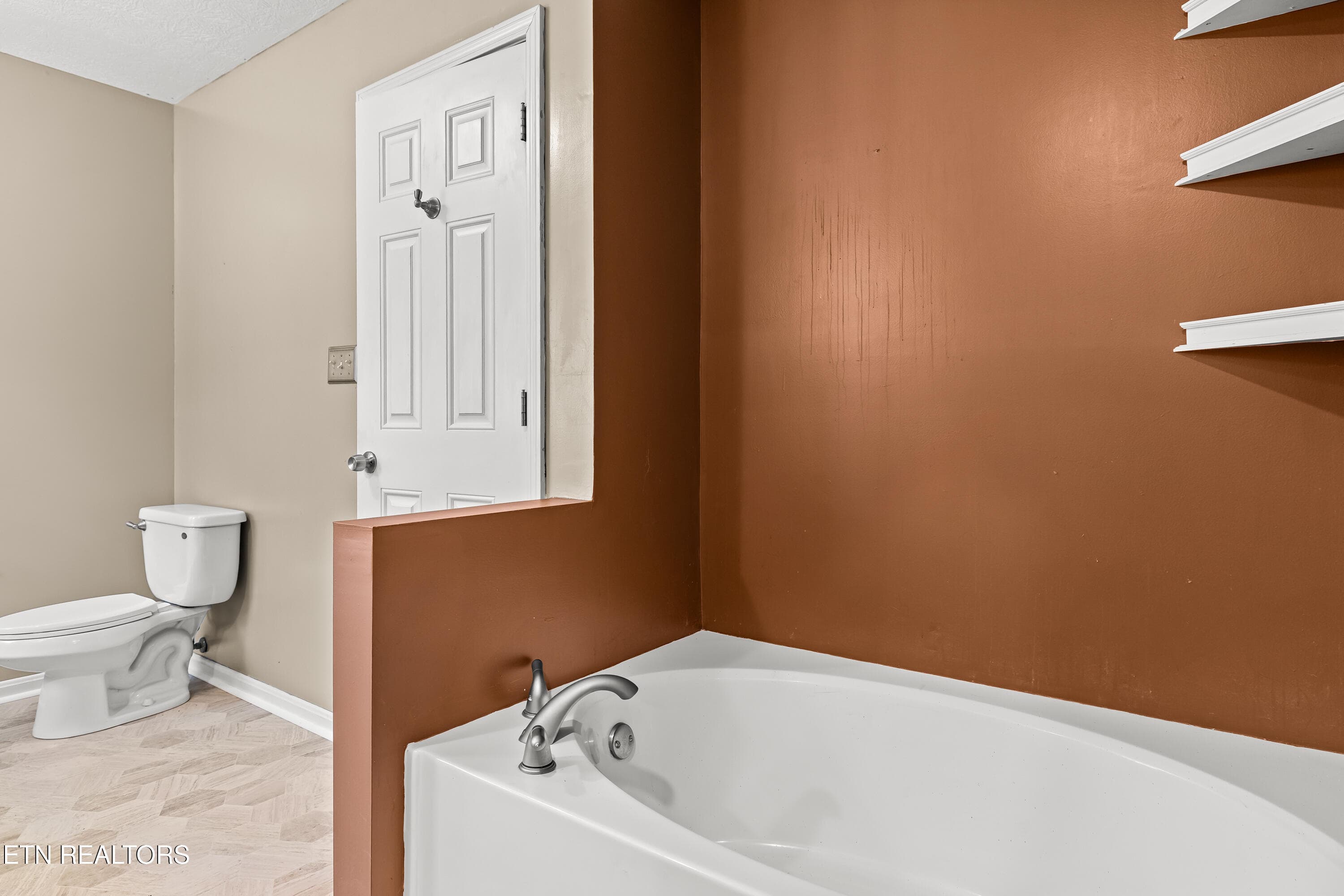 6054PleasantRunLn-38 - 6054 Pleasant Run Lane, Knoxville, TN 37918, Knoxville