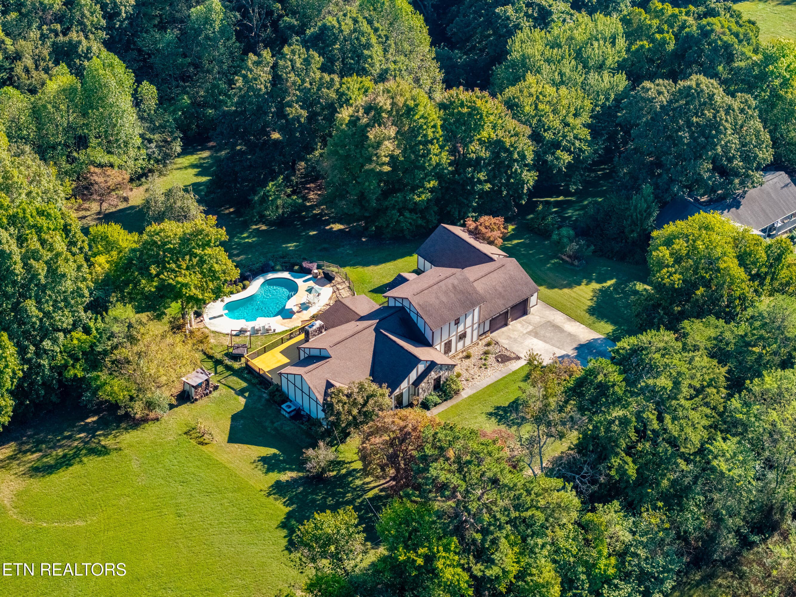 6054PleasantRunLn-56 - 6054 Pleasant Run Lane, Knoxville, TN 37918, Knoxville