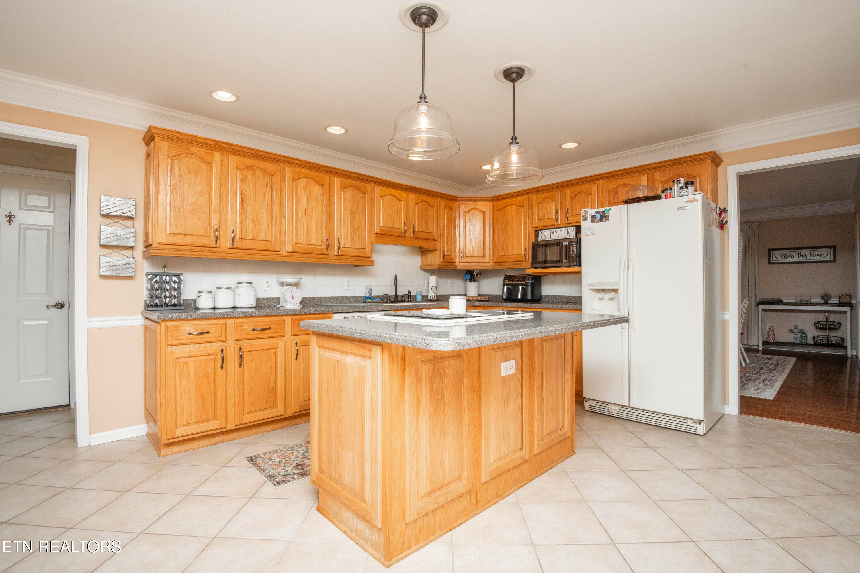 Kitchen - 3315 Whispering Oaks Drive, Knoxville, TN 37938, Knoxville