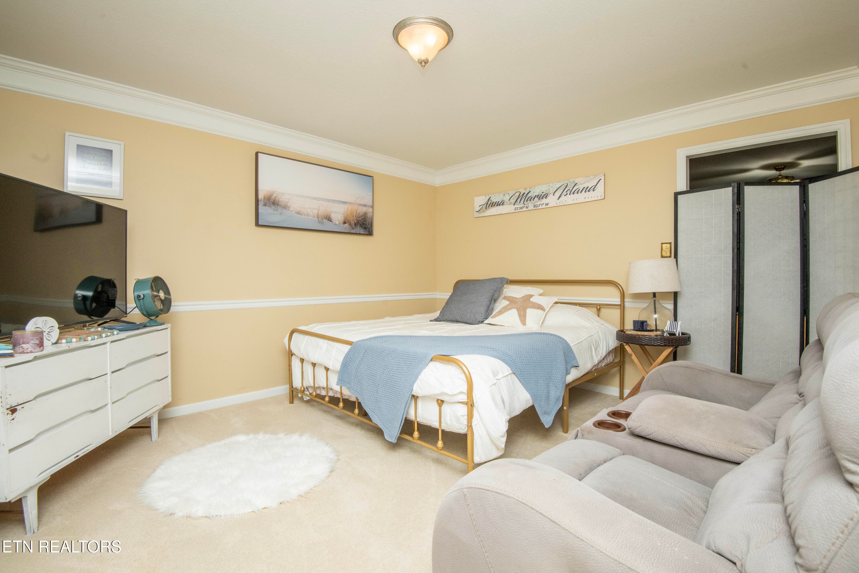 Living Room - 3315 Whispering Oaks Drive, Knoxville, TN 37938, Knoxville