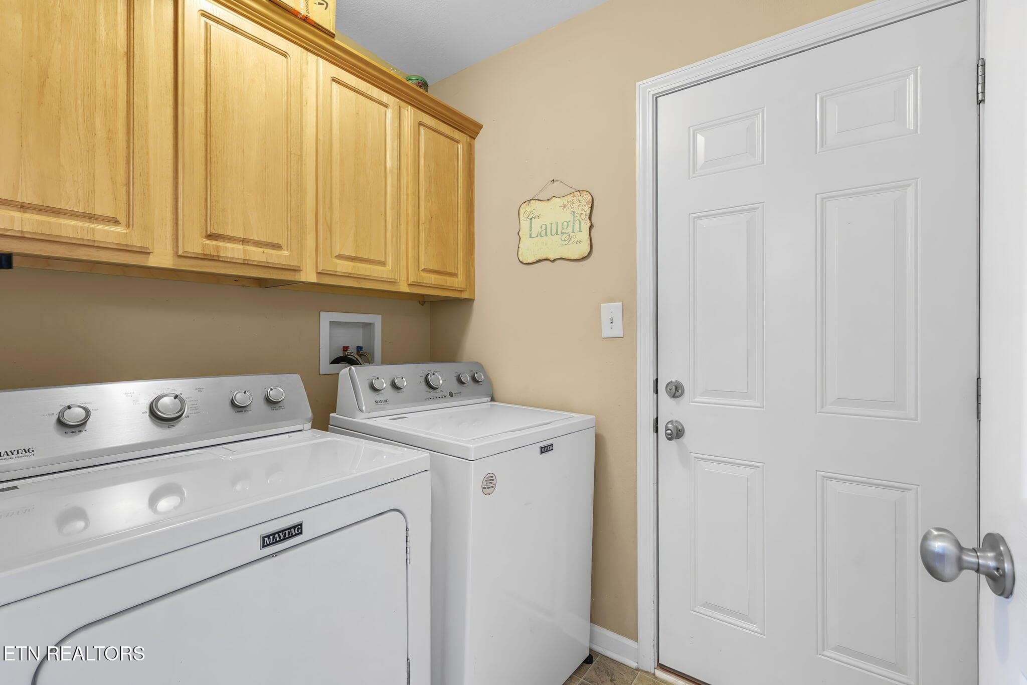 18-web-or-mls-3F1A1163-topaz - 1120 Stone Creek Lane, Sevierville, TN 37876