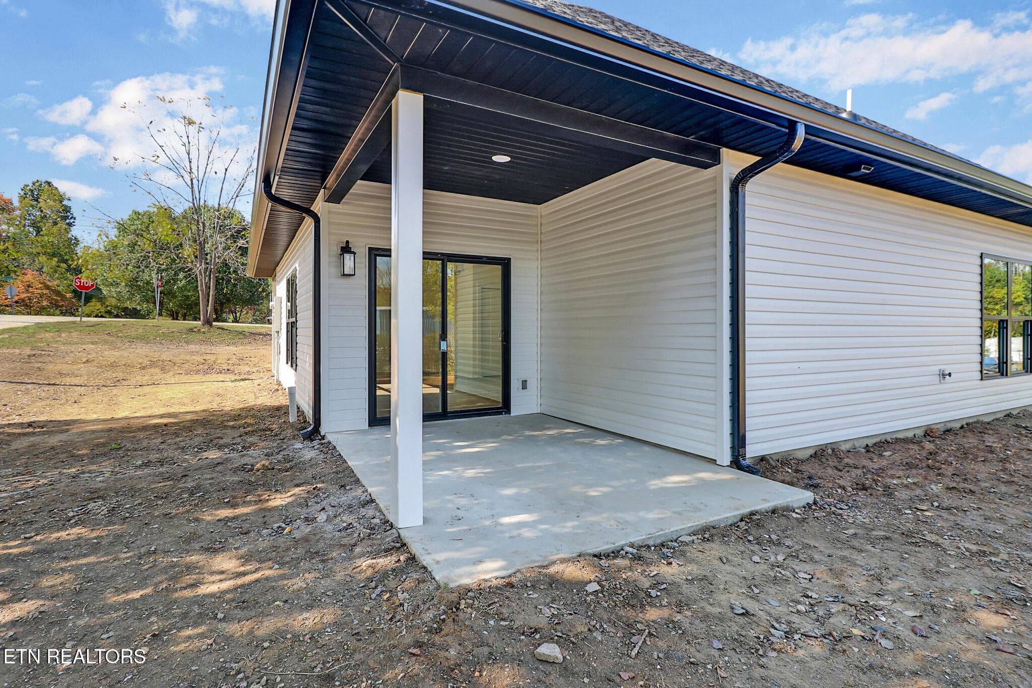 n44a3318-n44a3322 - 304 W Stewart Ave, Monterey, TN 38574