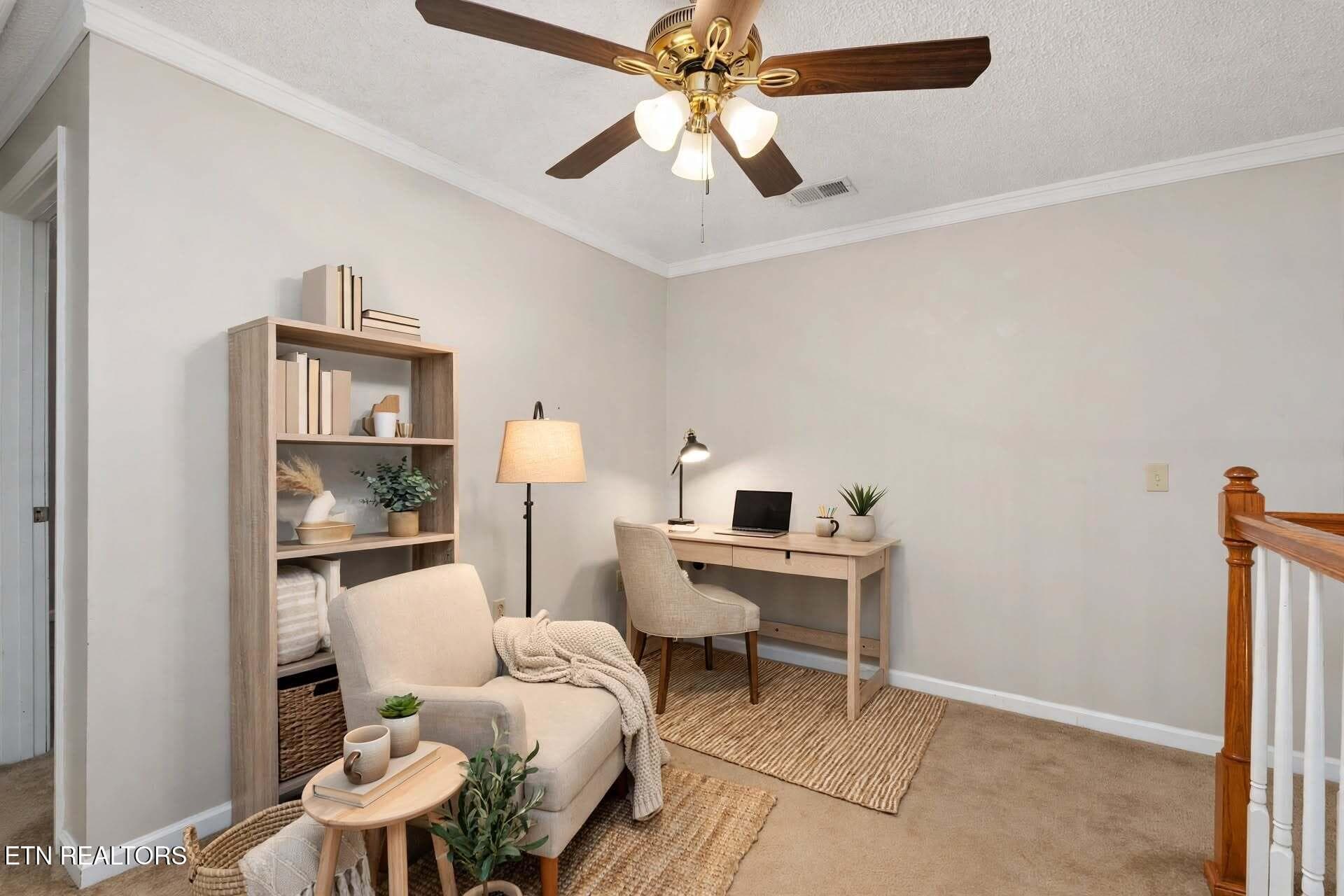 DSC09067-add-a-second-chair-for-a-readin - 3711 Apple Grove Circle, Kingsport, TN 37664