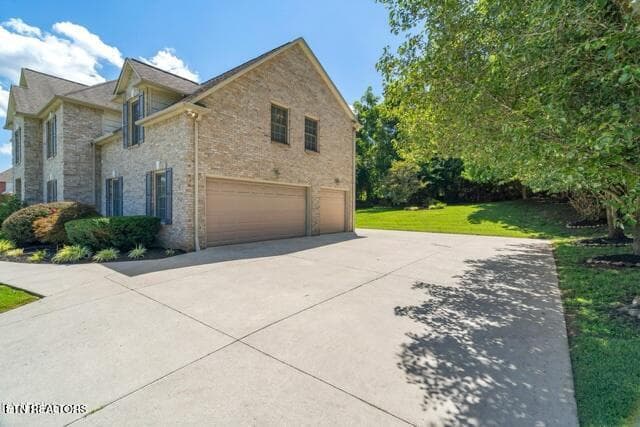 Right Isde - 3315 Whispering Oaks Drive, Knoxville, TN 37938, Knoxville