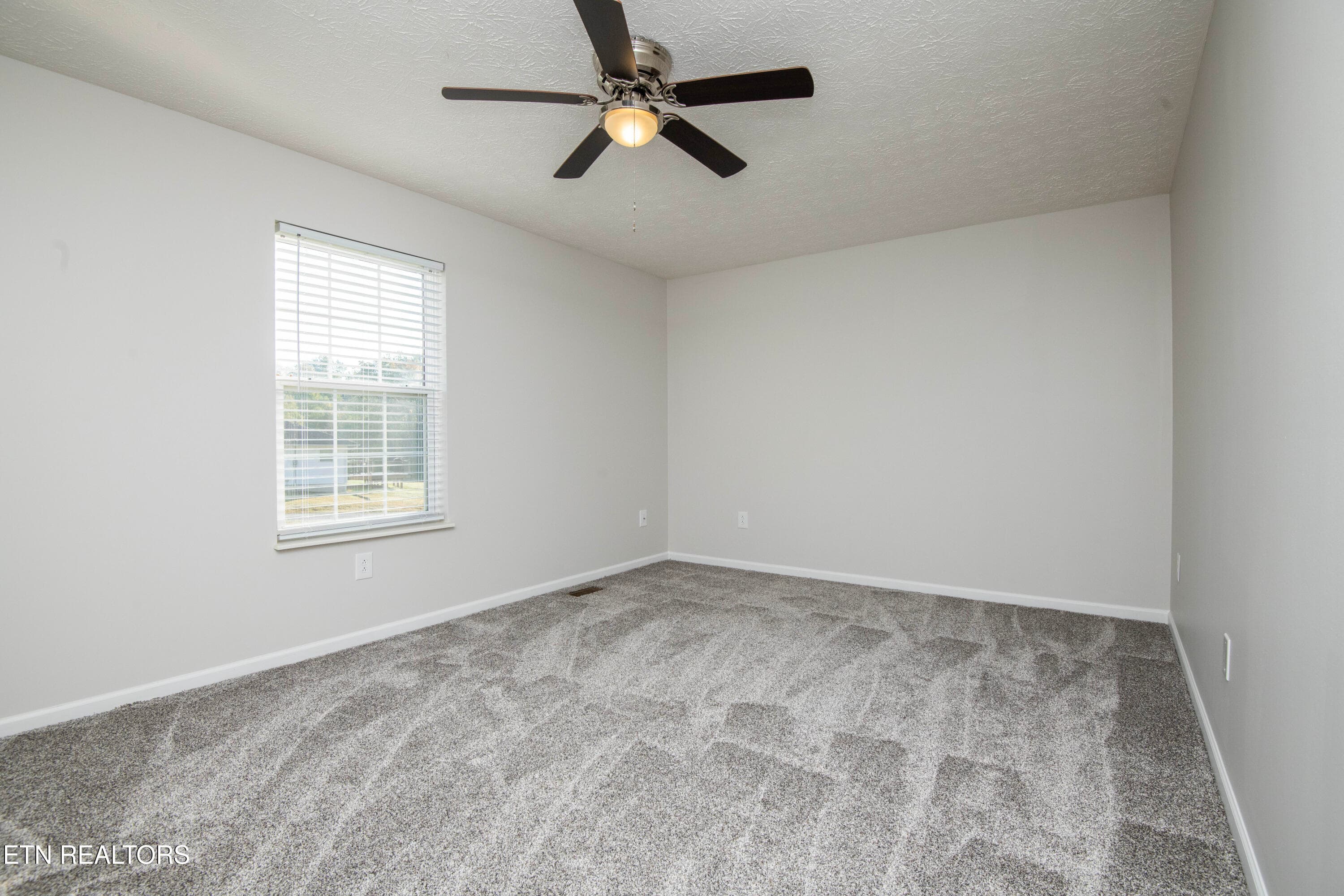 master bed 3 - 3337 Buttermilk Rd, Lenoir City, TN 37771, Lenoir City