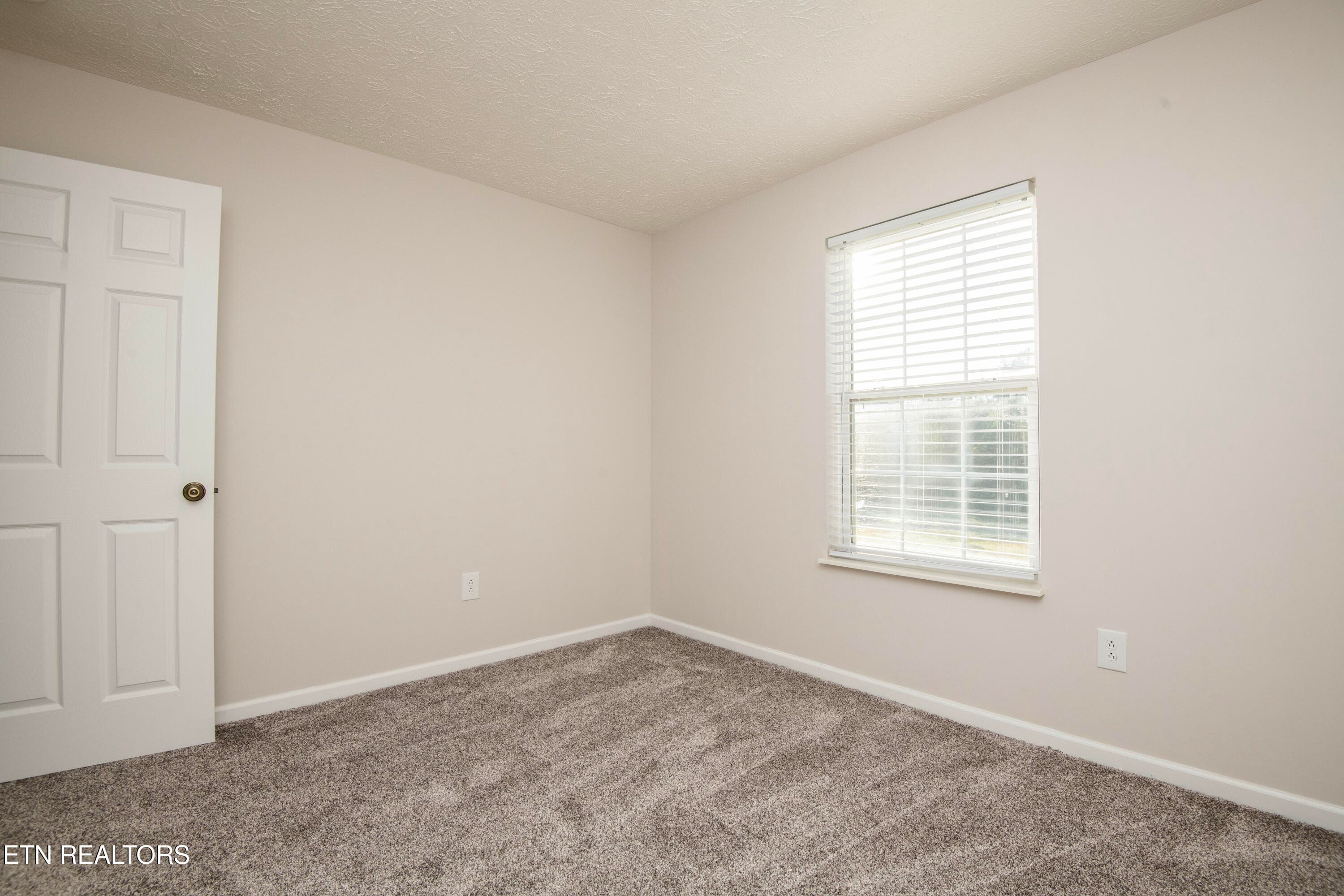 second bed 2 - 3337 Buttermilk Rd, Lenoir City, TN 37771, Lenoir City