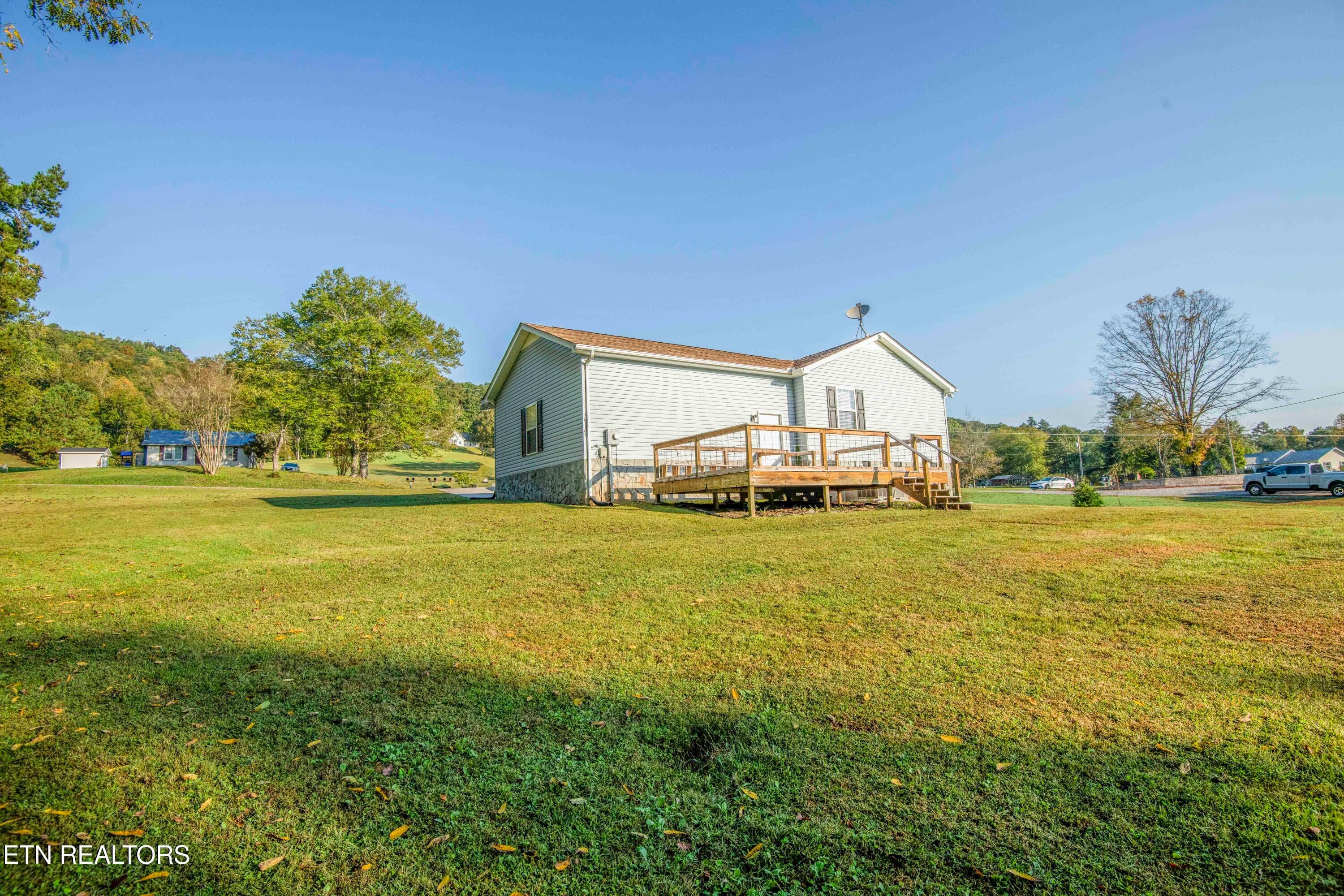 yard 3_1 - 3337 Buttermilk Rd, Lenoir City, TN 37771, Lenoir City