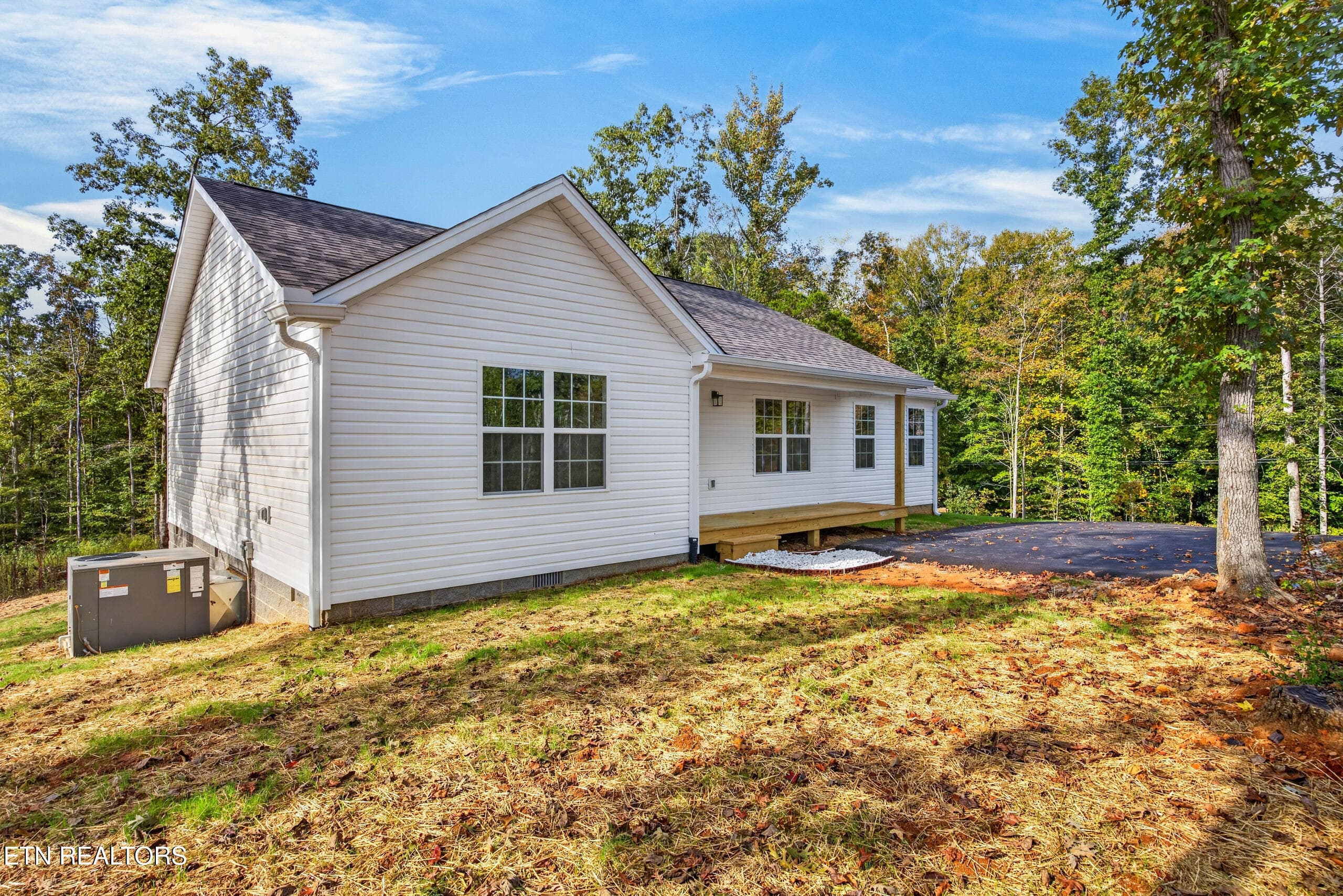 003_8N5A1593 - 997 Hutchins Bend Rd, Sparta, TN 38583