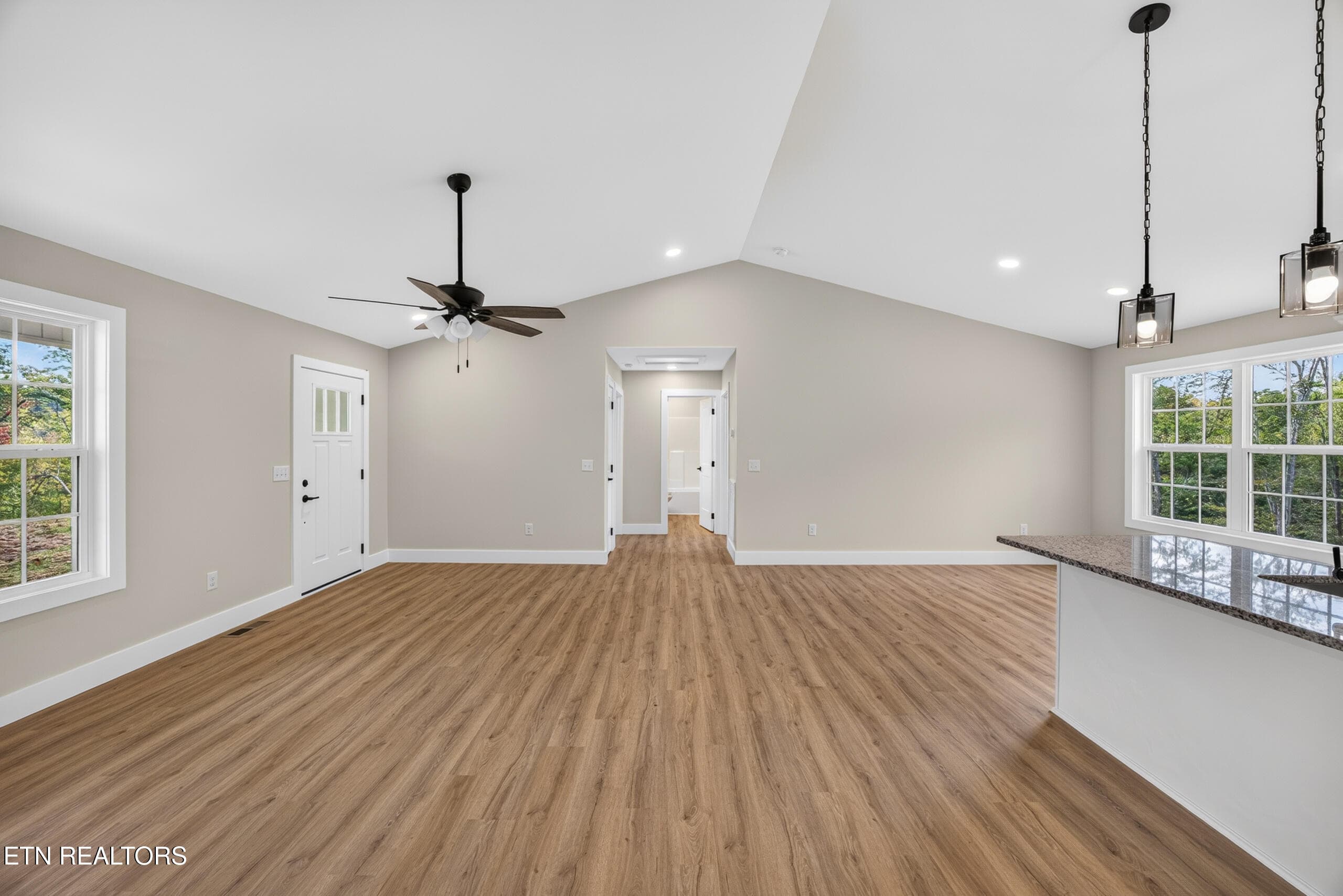 007_8N5A1465 - 997 Hutchins Bend Rd, Sparta, TN 38583
