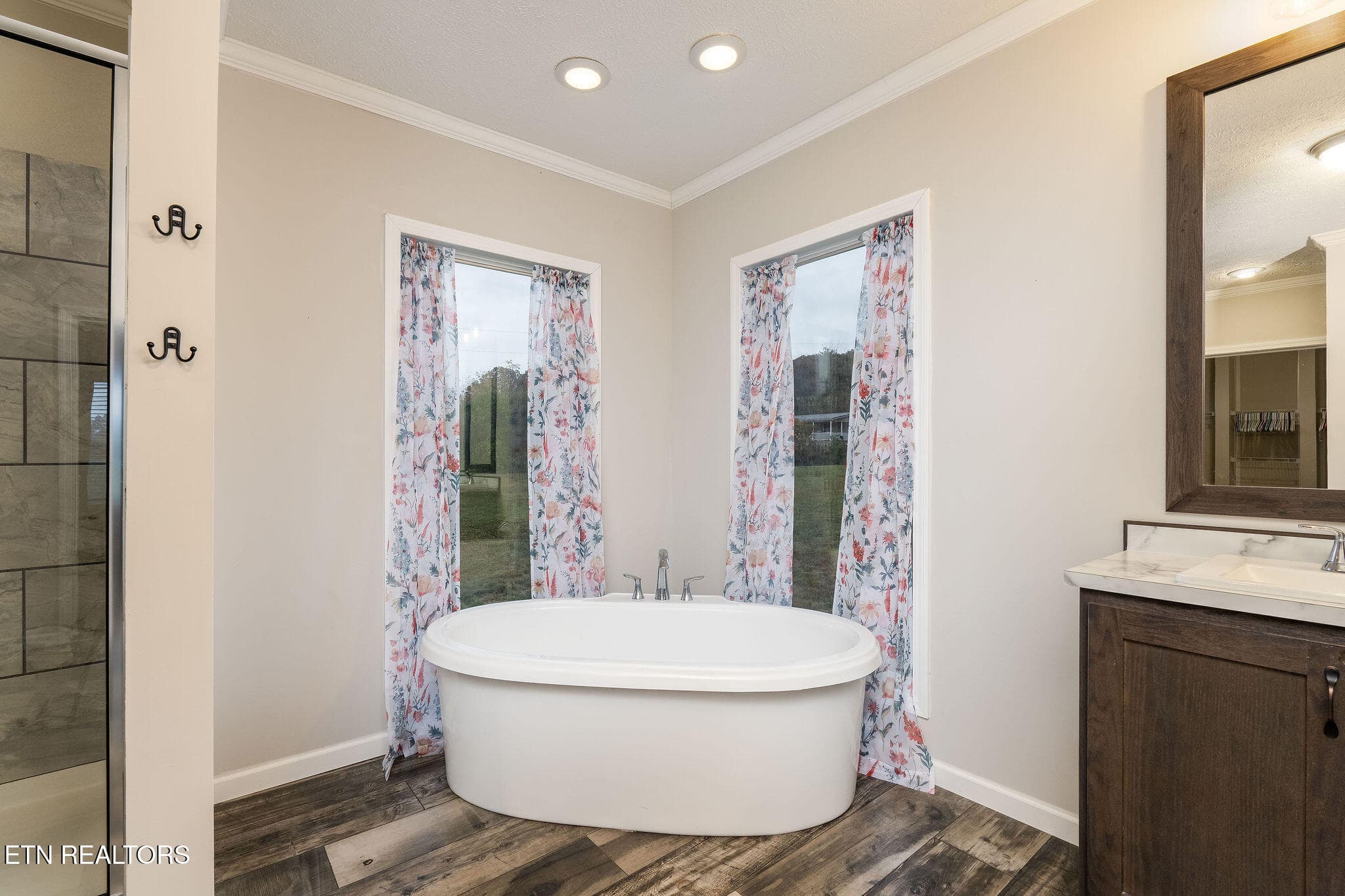 DSC02213-Edit - 673 Aaron Davis Rd, Speedwell, TN 37870