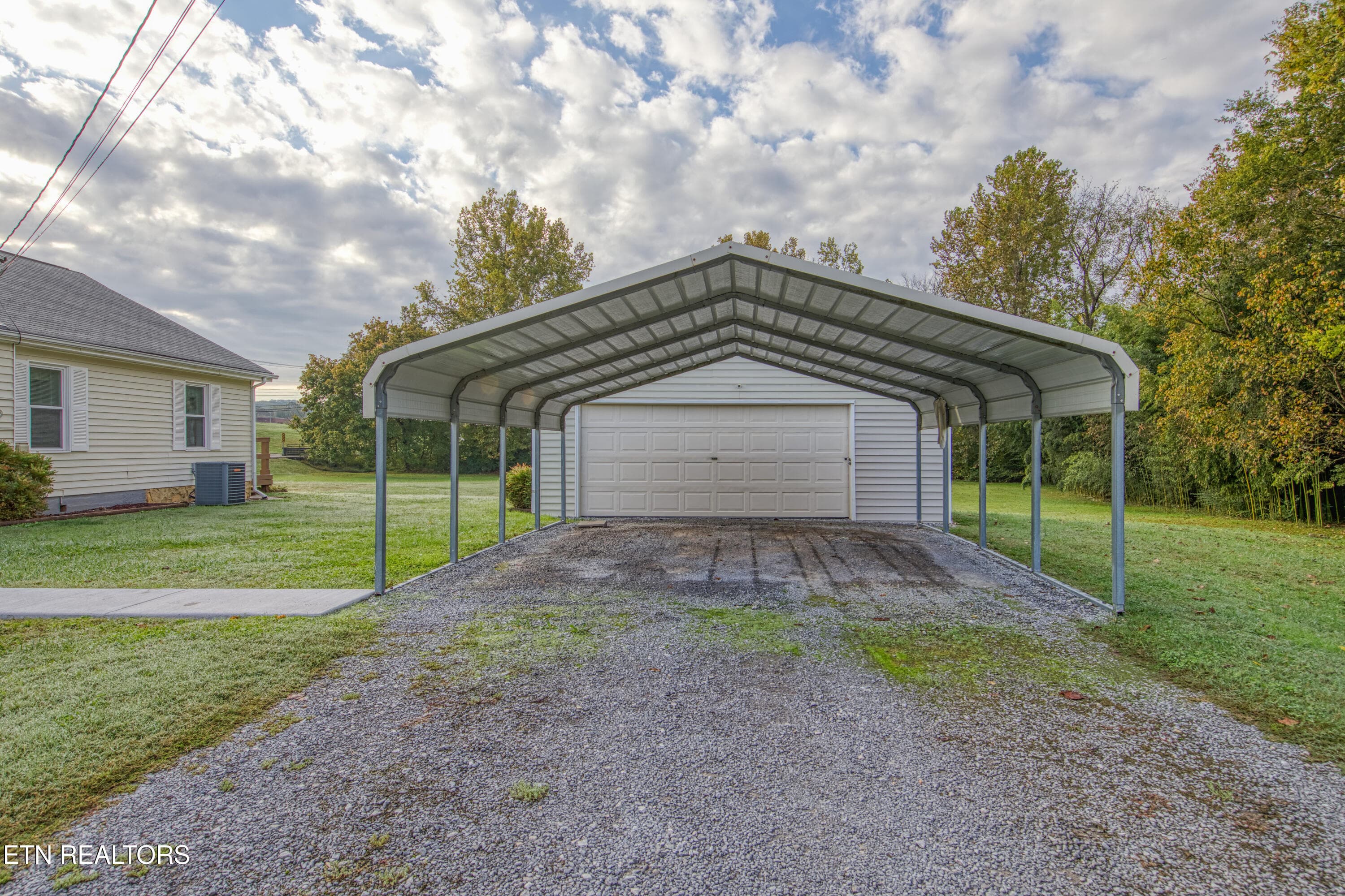 0H3A7362_4 - 9134 Strawberry Plains Pike, Knoxville, TN 37924, Knoxville