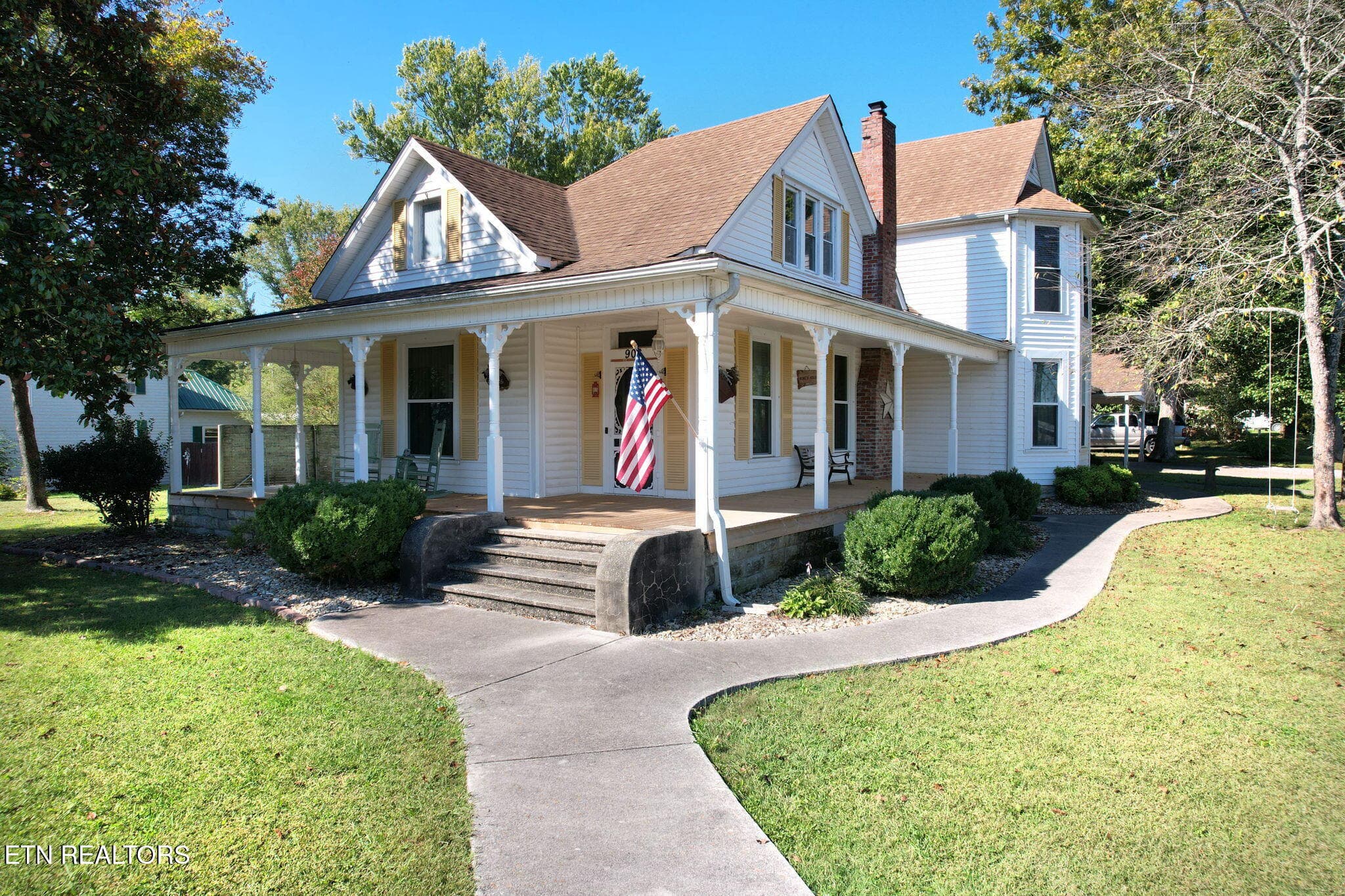 1-web-or-mls-DJI_0158 - 900 Georgia Ave, Etowah, TN 37331