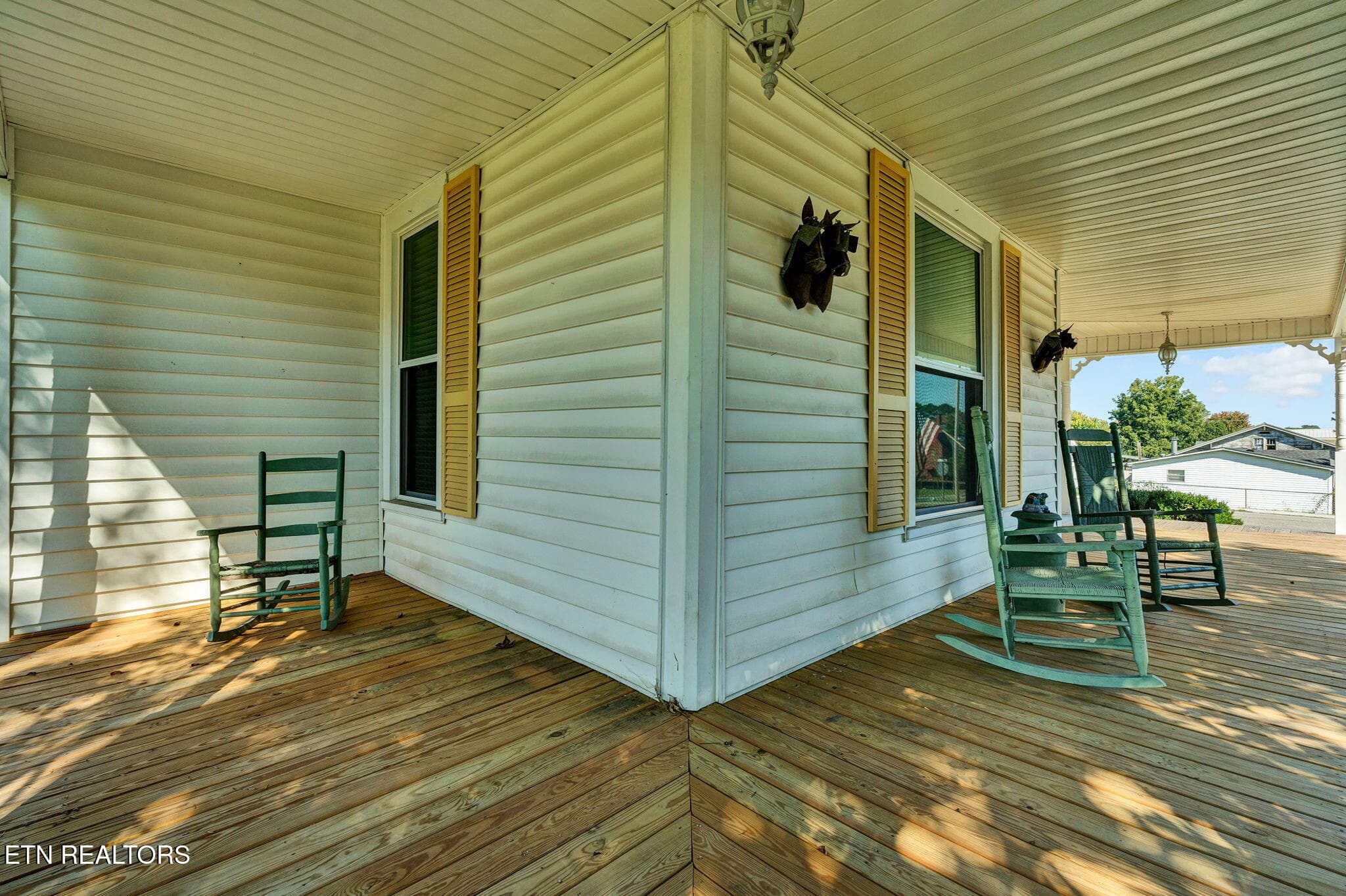 49-web-or-mls-DSC06898 - 900 Georgia Ave, Etowah, TN 37331