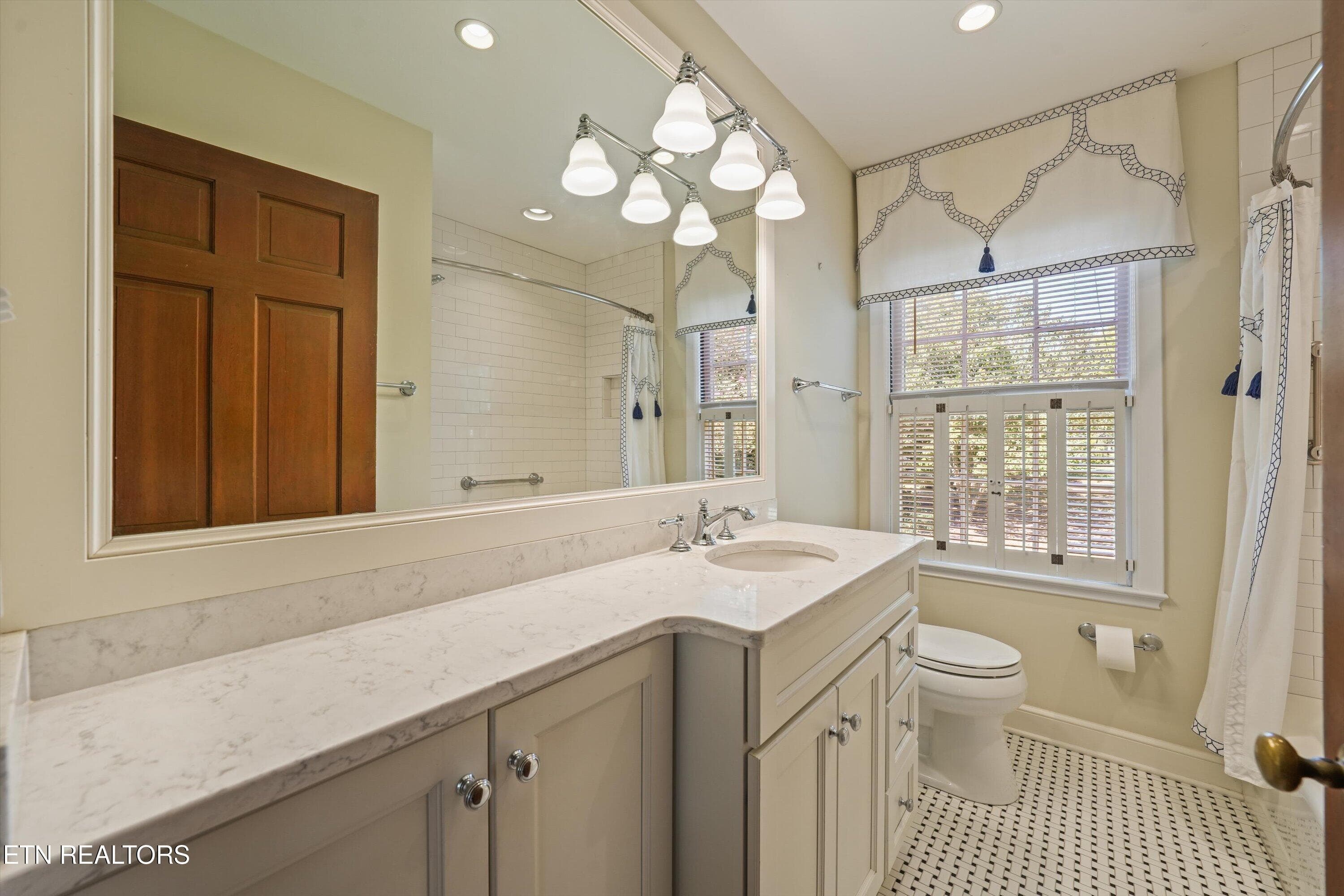 34-4544 Lyons View Pike 20 - 4544 Lyons View Pike, Knoxville, TN 37919