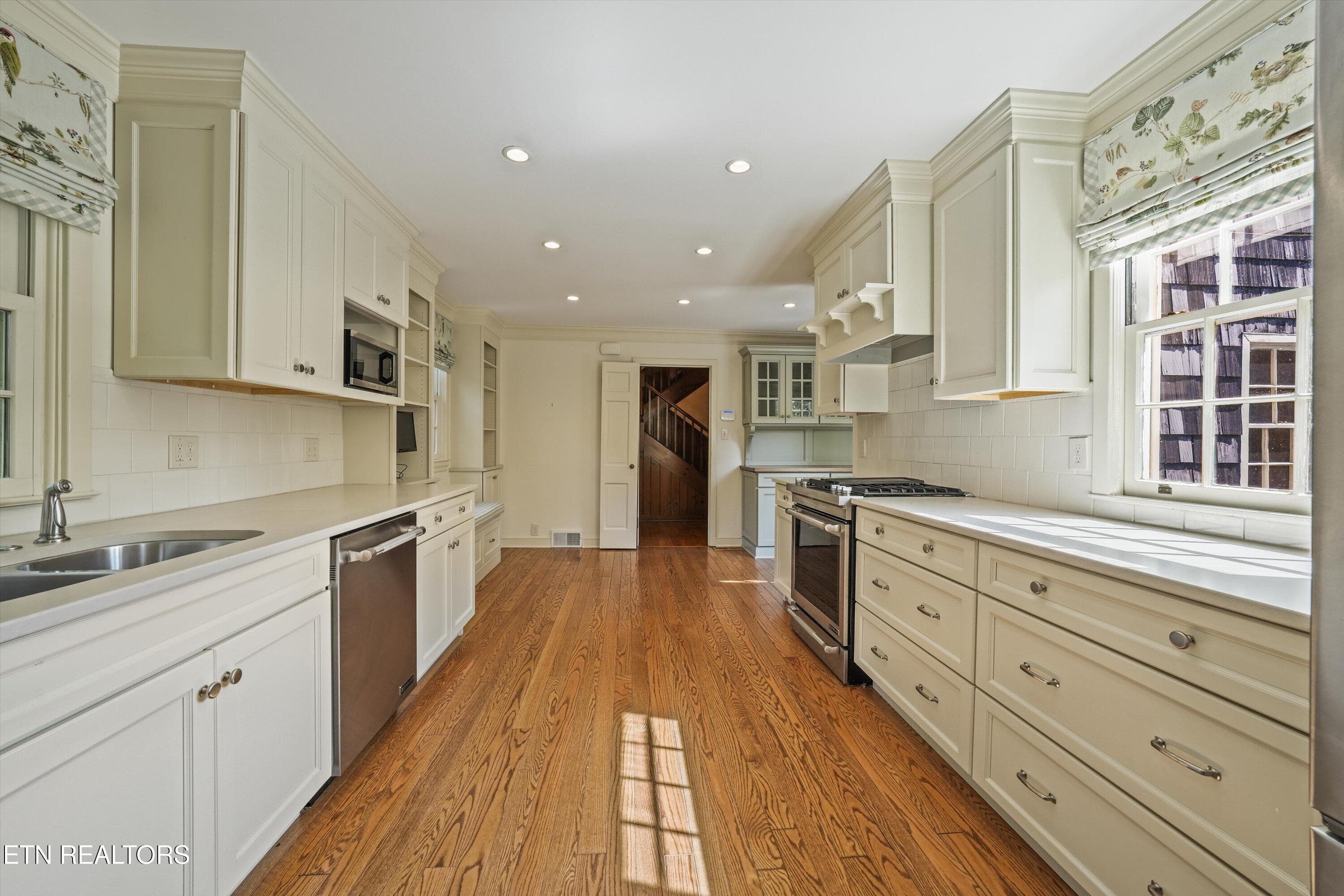 09-4544 Lyons View Pike 04 - 4544 Lyons View Pike, Knoxville, TN 37919