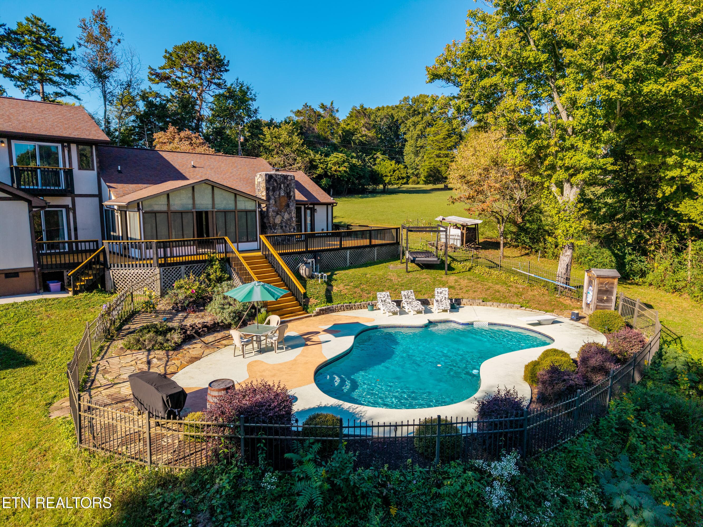 6054PleasantRunLn-67 - 6054 Pleasant Run Lane, Knoxville, TN 37918, Knoxville