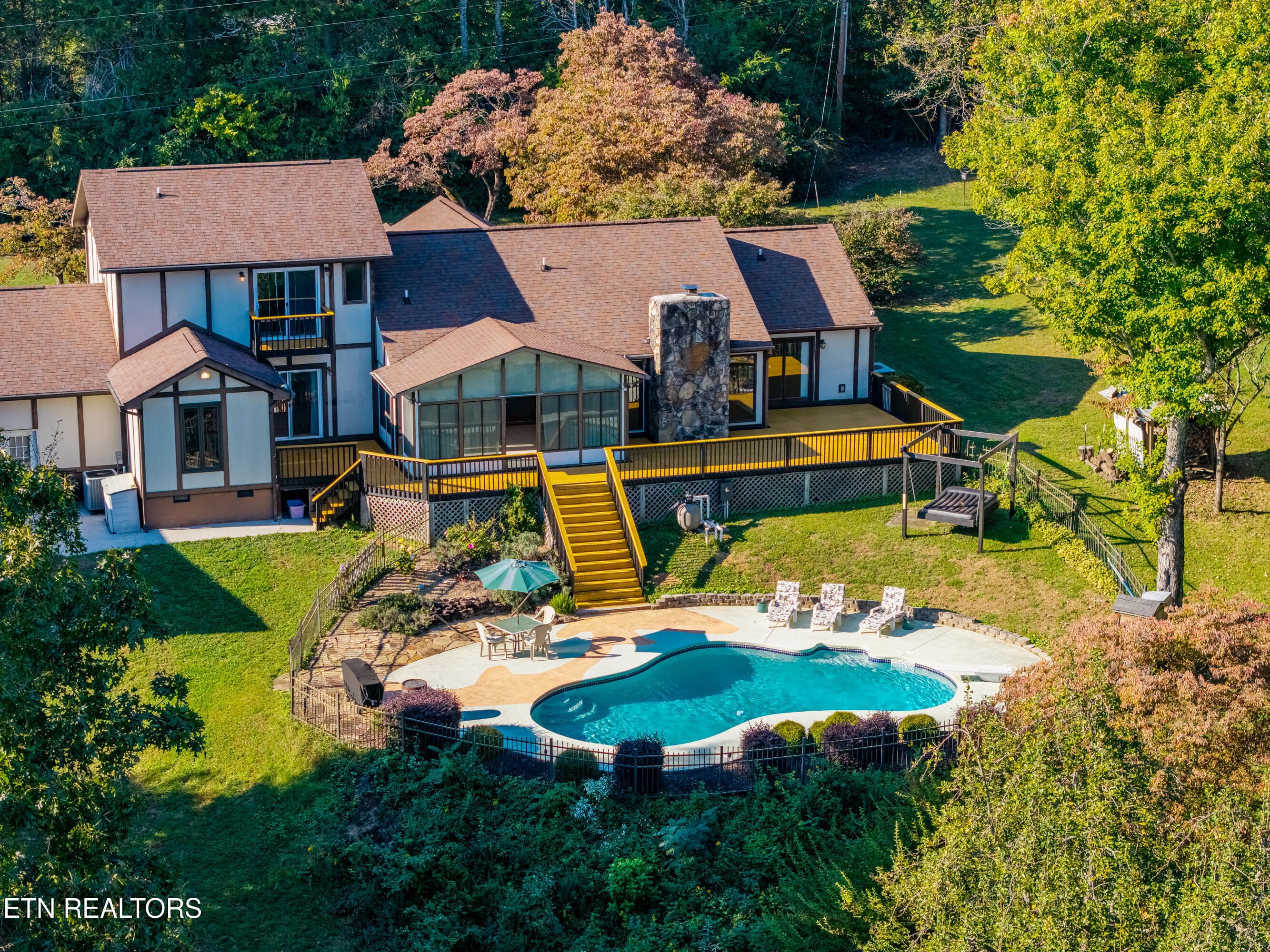 6054PleasantRunLn-68 - 6054 Pleasant Run Lane, Knoxville, TN 37918, Knoxville