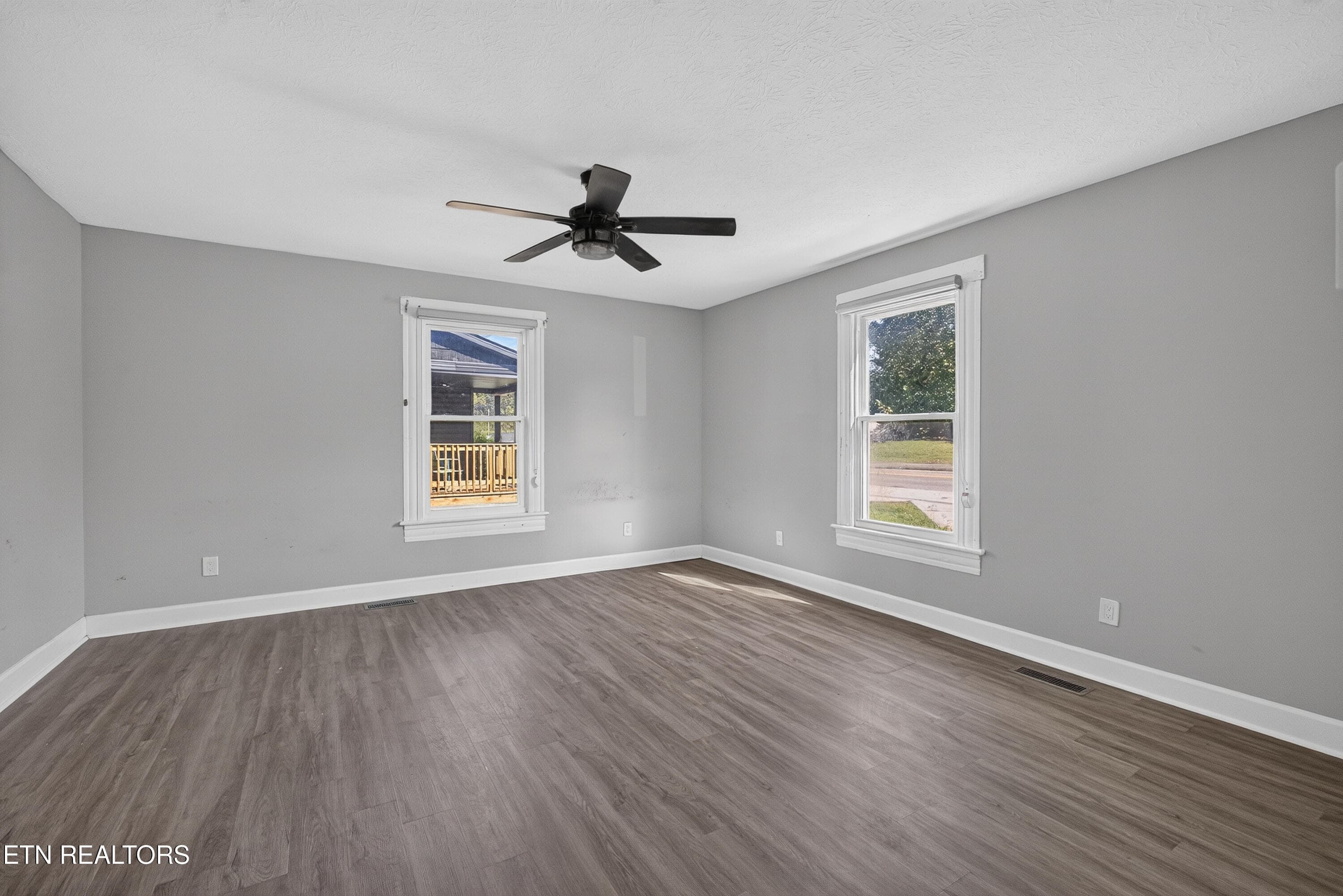 LB1A2723 - 929 Maryville Pike, Knoxville, TN 37920