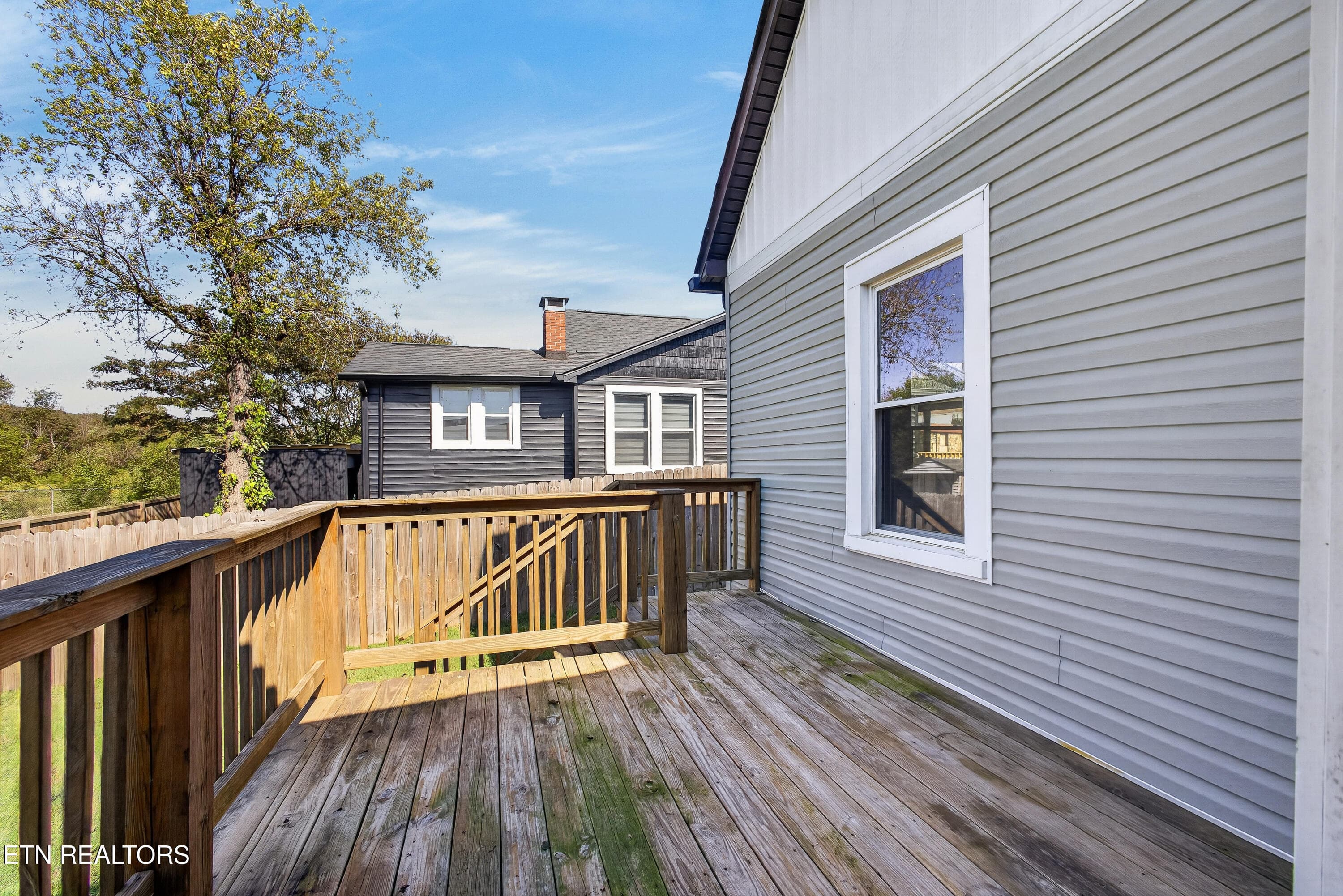 LB1A2756 - 929 Maryville Pike, Knoxville, TN 37920