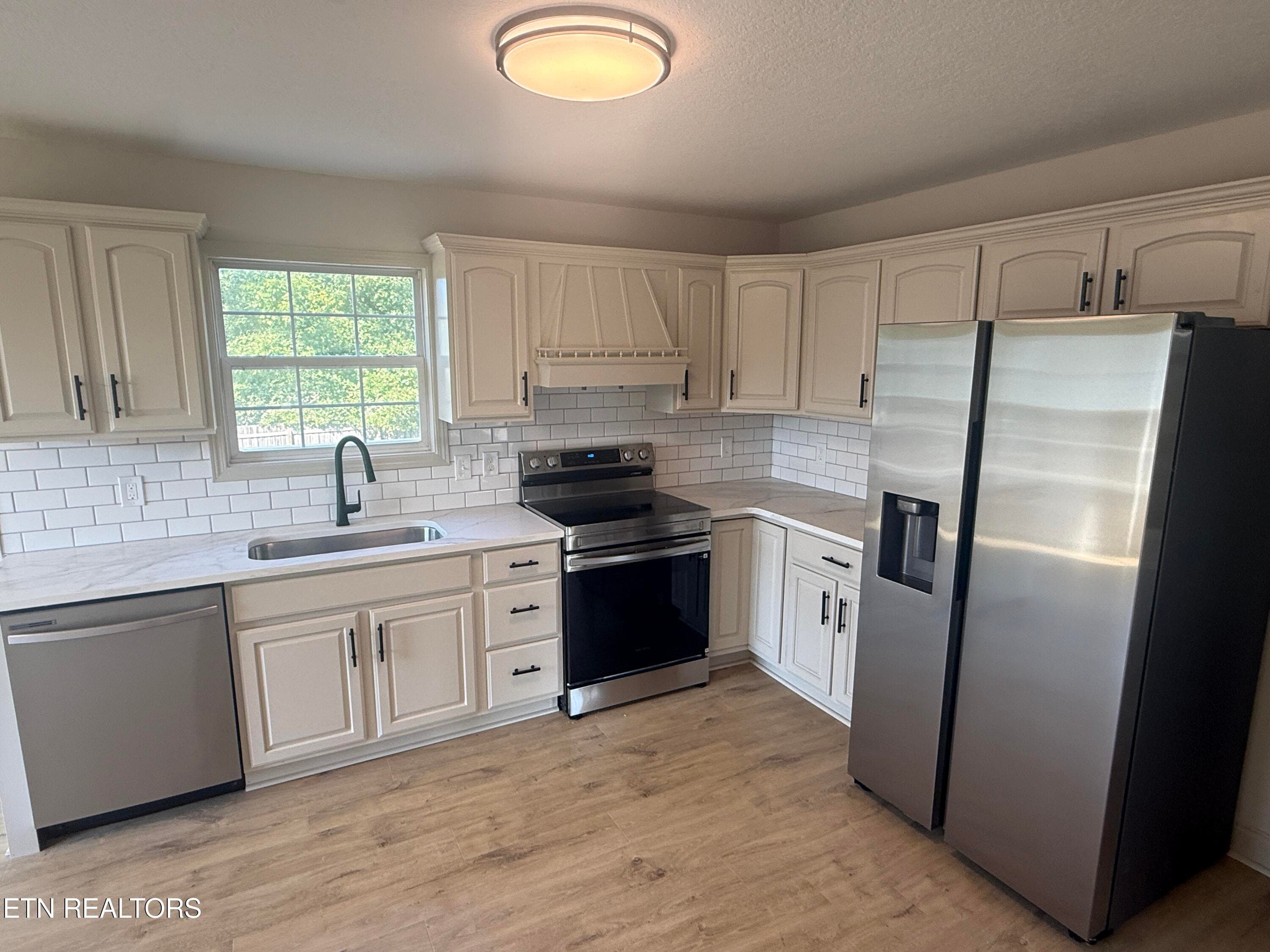 9 - 7737 Bell Stanley Rd, Powell, TN 37849