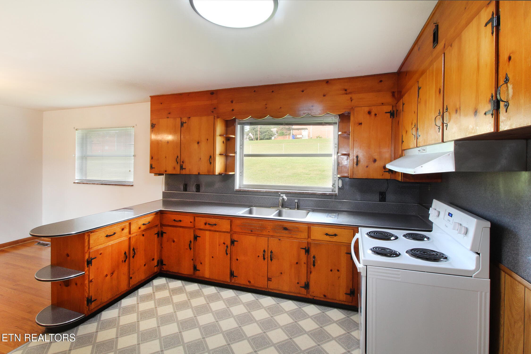 Kitchen - 219 Madora Drive, Powell, TN 37849