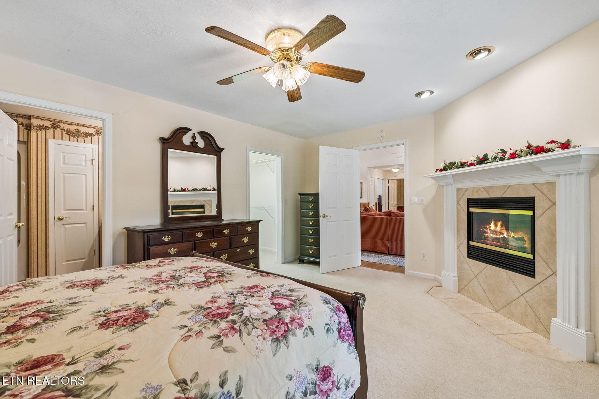Master BR - 5075 Eastland Rd, Sparta, TN 38583, Sparta