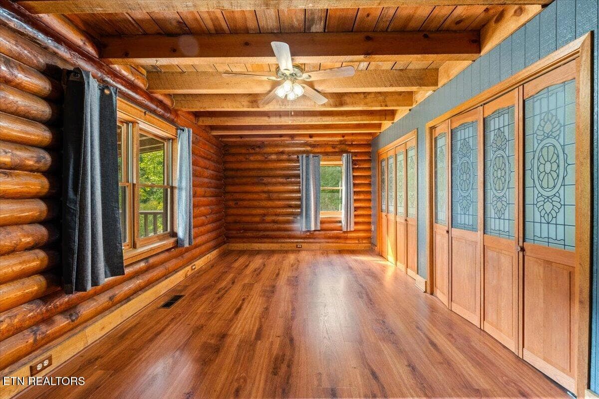 29-342 Big Springs Ln - 342 Big Springs Lane, Jacksboro, TN 37757
