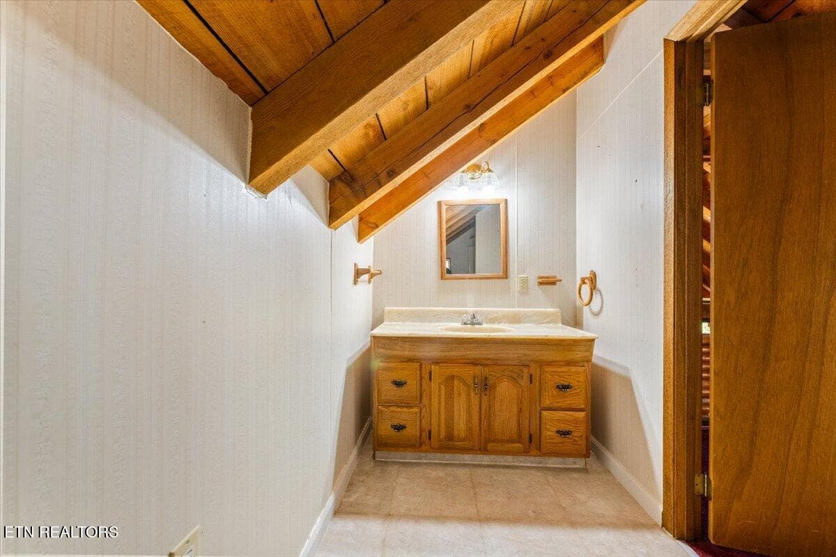 41-342 Big Springs Ln - 342 Big Springs Lane, Jacksboro, TN 37757