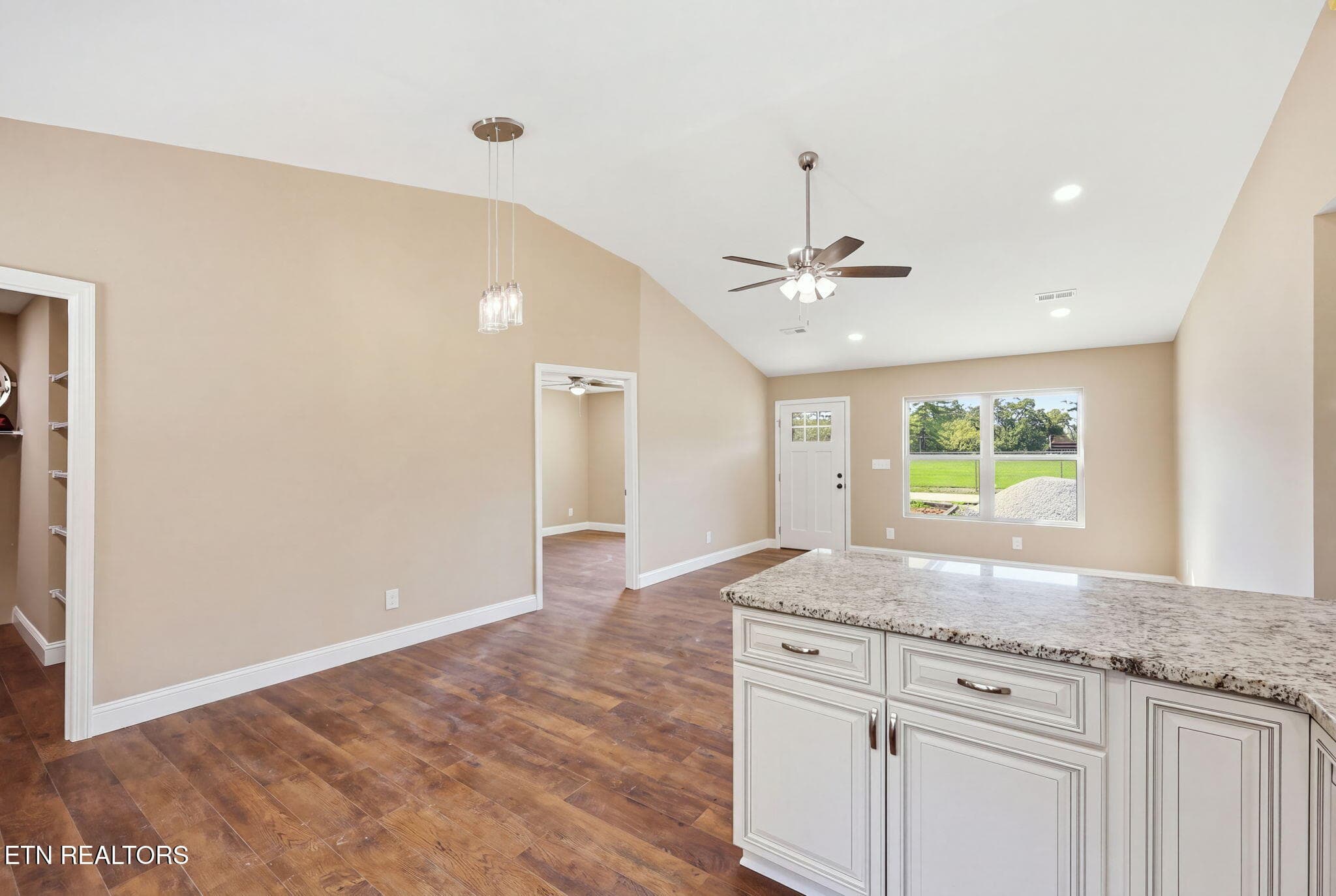 7-web-or-mls-007_305SFowler (1) - 305A S Fowler St, Clinton, TN 37716