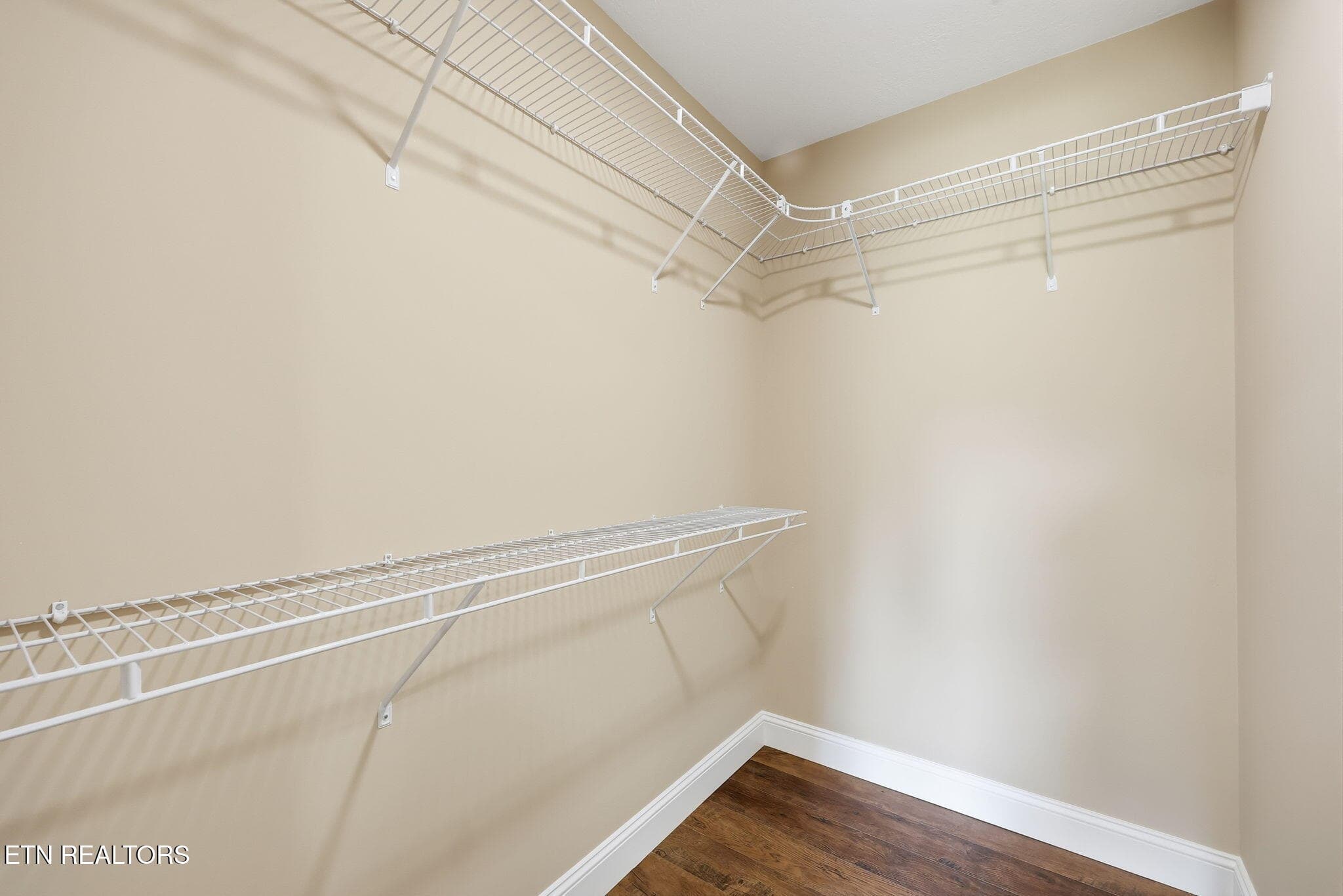 12-web-or-mls-012_305SFowler - 305A S Fowler St, Clinton, TN 37716