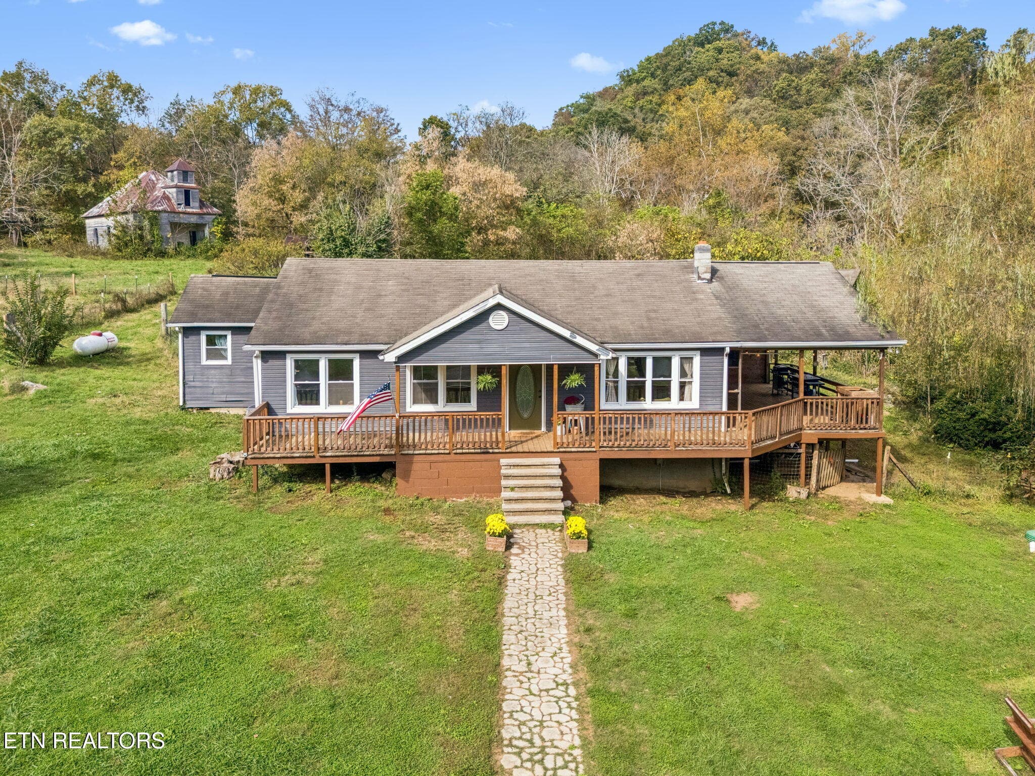 3134 Highway 131, Washburn, TN 37888